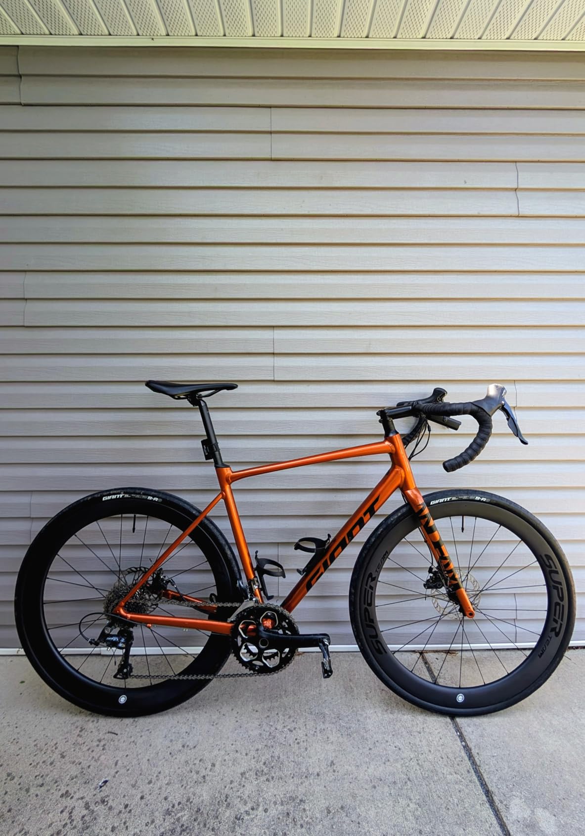 SUPERTEAM Carbon Disc Wheel 50T-28 Tubeless 700C Bike Wheels customer photo 2