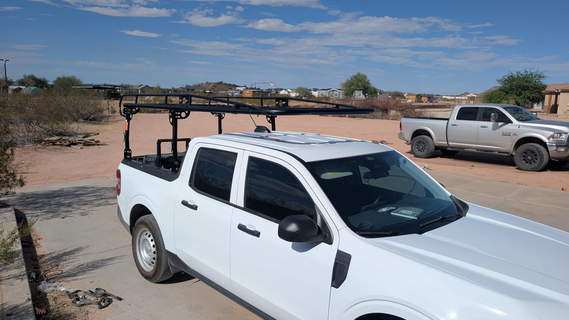 VEVOR Truck Ladder Rack, 1000 LBS / 454 KG Strong Capacity Truck Racks, Non-Drilling/Drilling Installation for Long or Heavy Cargo, 43.3-63 inch Adjustable Width for Kayak, Ladder, Surfboard, Lumber customer photo 2