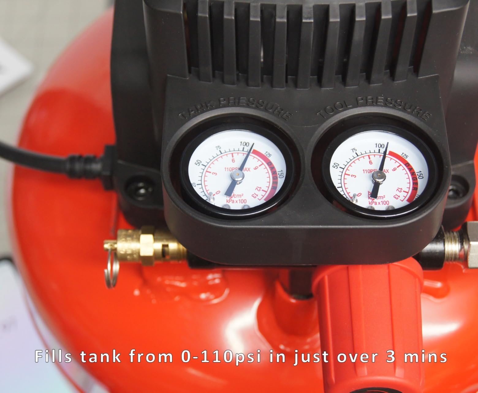 ECOMAX Air Compressor 3 Gallon 110 PSI Pancake Portable Oil-free Tank with 11 PCS Accessories Kit customer photo 1