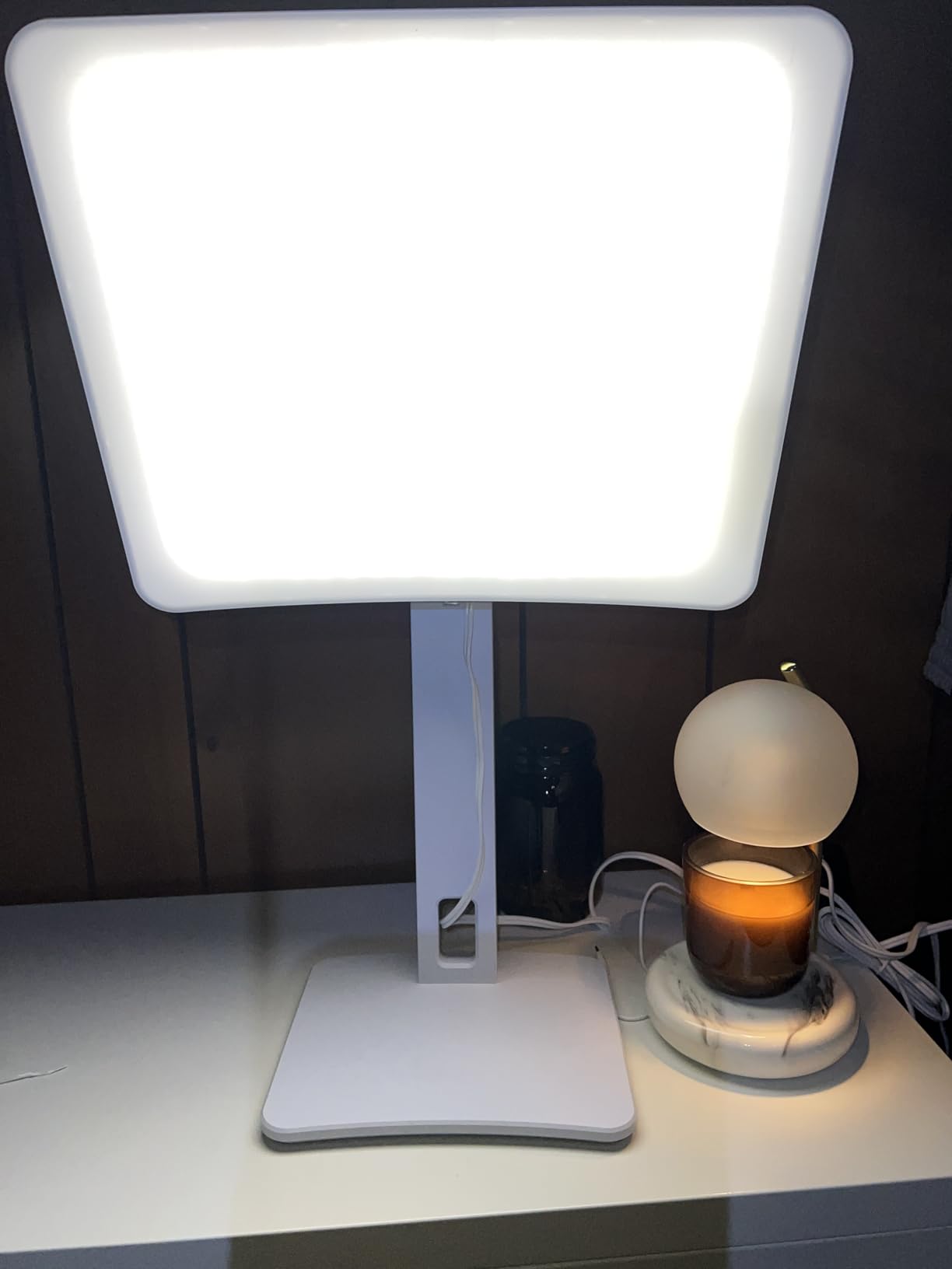 Carex Day-Light Elite Bright Sunlight Therapy Lamp, 10000 LUX Therapy Lamp at 12 Inches, LED Bright White Light with Adjustable Height and Brightness Levels for Mood, White customer photo 2