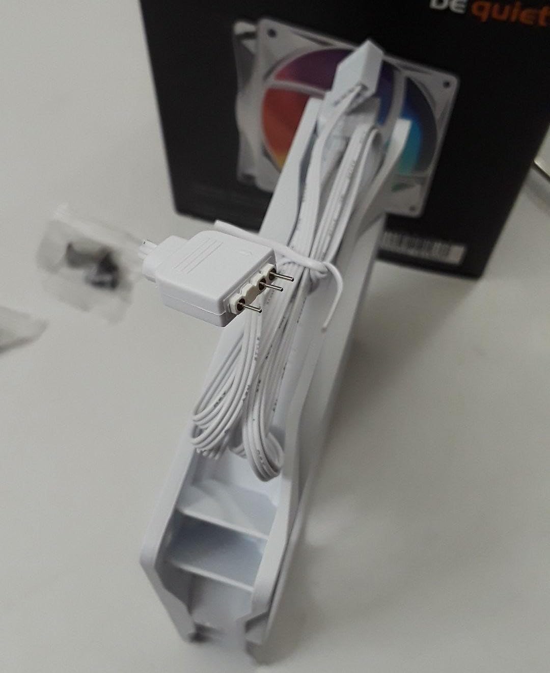 Light Wings LX 120mm PWM high-Speed Triple Pack, 3 Fans Included, Illuminated hub, Multiple Colors and Modes, Optimized Fan Blades for Extraordinary air Pressure, Daisy Chain Option customer photo 2