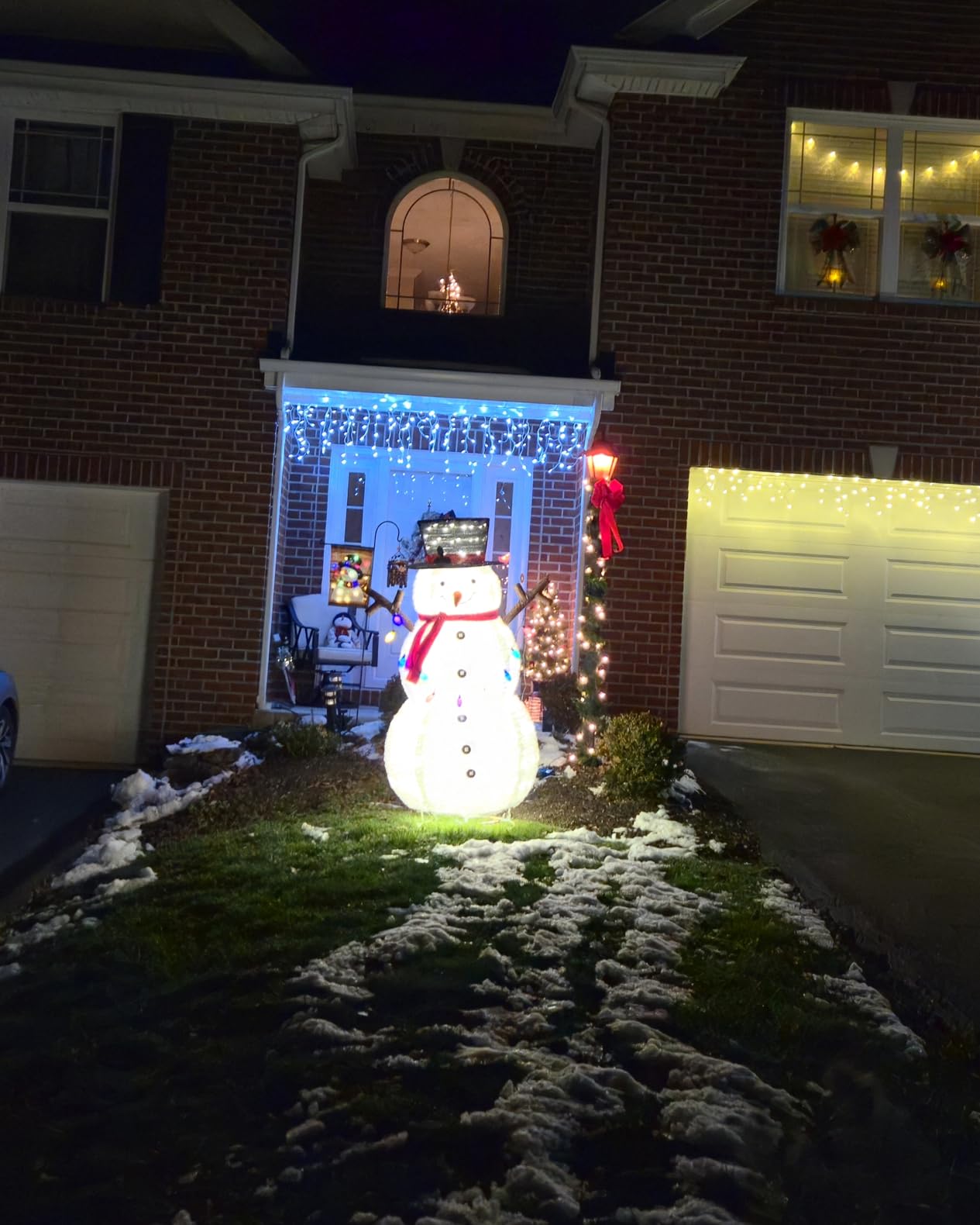 Best Choice Products 8ft Lighted Pop-Up Snowman, Large White Outdoor Christmas Holiday Decoration w/ 350 LED Lights, Hat, Scarf, Multicolored Lights customer photo 1
