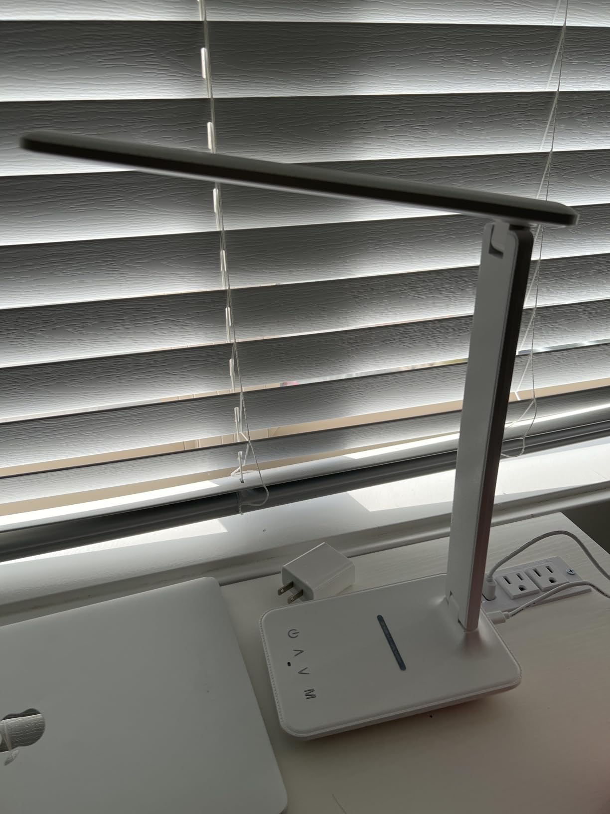 White crown LED Desk Lamp with 15W Wireless Charger & USB Port, Dimmable Table Lamp with 5 Lighting Modes, Sensitive Touch Control, Foldable & Portable Desk Light for Home, Office, Bedroom, Reading customer photo 2