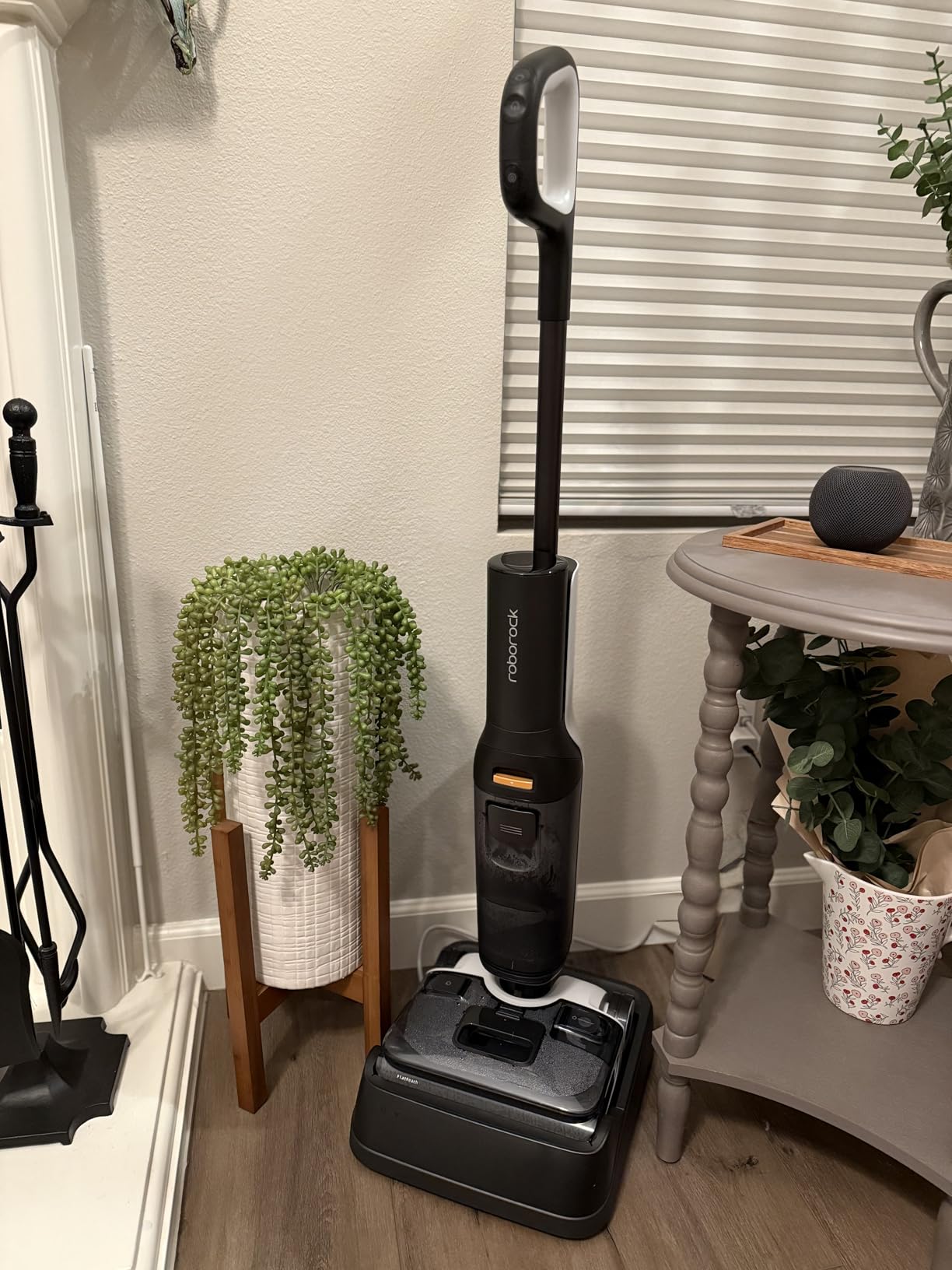 roborock F25 LT Wet Dry Vacuum Cleaner, 20000Pa Hard Floor Vacuum Mop Combo | Up to 60min Runtime, 194°F Self-Cleaning with 5min Hot Air Fast Drying, 180° Lie-Flat, Edge to Edge Cleaning, Anti-Tangle customer photo 1