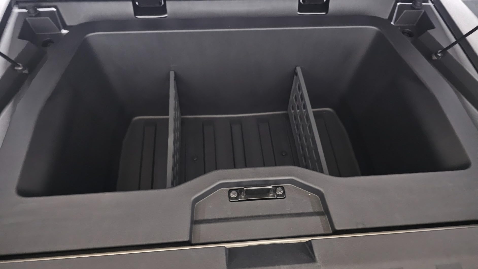 2PCS Gear Locker Dividers for Tesla Cybertruck 2024-2026 Truck Bed Divider Trunk Lower Bed Storage Molle Panel Dividers Cybertruck Accessories PP Material Powder Coated Finish customer photo 1