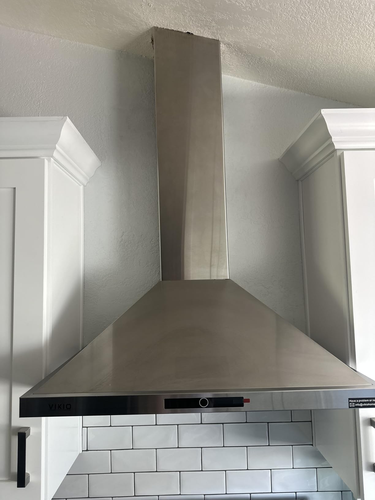 VIKIO HOME 36 Inch Wall Mount Range Hood 580CFM Low Noise Touch Control | Ducted/Ductless Convertible, Stainless Steel Kitchen Vent Hood with 3-Speed Fan and LED Lights customer photo 1
