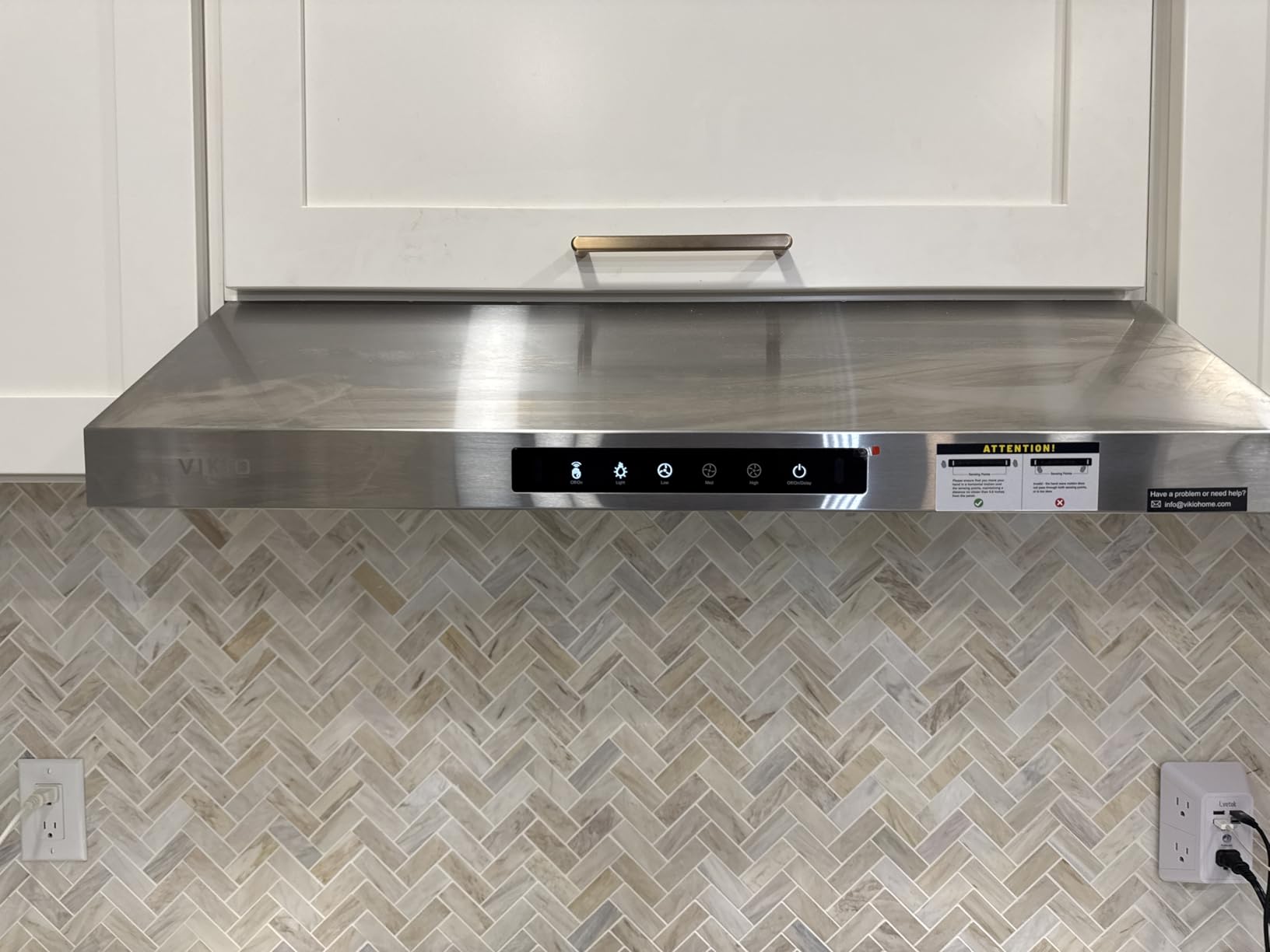 VIKIO HOME 30 Inch Under Cabinet Range Hood 900 CFM Dual Motor Power | Quiet DC Motor, Gesture & Touch Control, Dishwasher-Safe Baffle Filters, Energy-Efficient LED Lighting, Stainless Steel customer photo 1