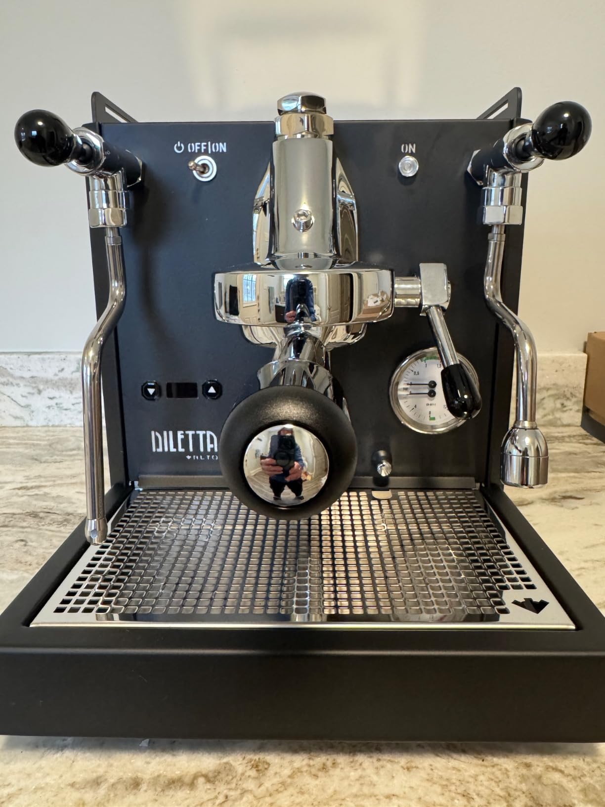 Diletta Alto Espresso Machine | Dual Boiler | PID | Shot Timer | Adjustable OPV | (Black) customer photo 2