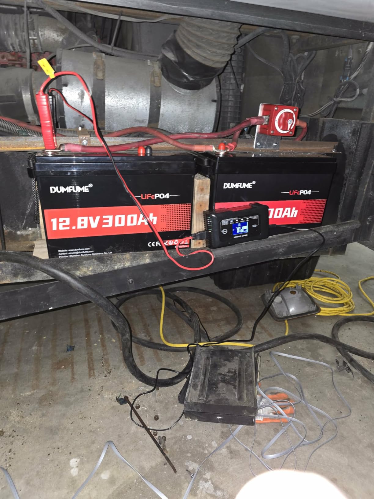 24V 100Ah LiFePO4 Battery Built-in 100A BMS | 24V Lithium Battery, Low Temperature Protection, 2560W Power Output, 15000+ Deep Cycles for RV, Marine, Solar, Off-Grid Systems customer photo 2