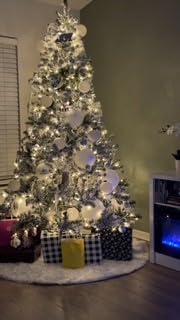 YITAHOME Prelit Snow Flocked Artificial Full Christmas Tree 6ft with Remote Control, Christmas Pine Tree with 11 Light-Modes, 1000 Branch Tips, Foldable Base for Home, Party Decoration customer photo 1