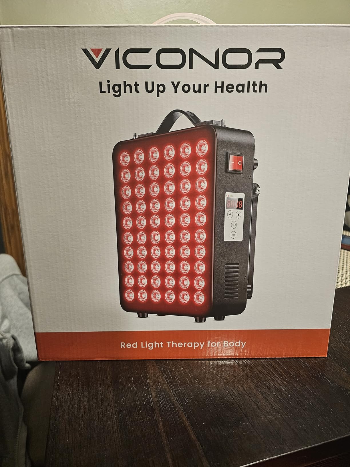 Red Light Therapy for Body, 660nm 850nm Near Infrared Light Therapy Panel, 60 Dual Chip LED Device with 300W of Power, Ideal for Body, Face, Improve Sleep, Skin Health, Includes Hanging Kit & Handle customer photo 1