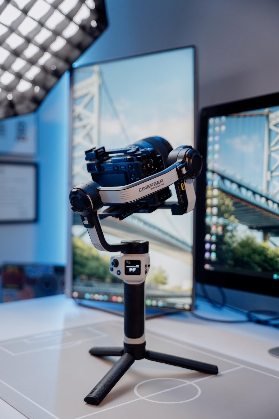 ZHIYUN CINEPEER Crane 4E 3-Axis Camera Gimbal Stabilizer for Canon Sony, Extendable Sling Grip Native Vertical Shooting Handheld Camera Gimbal customer photo 2