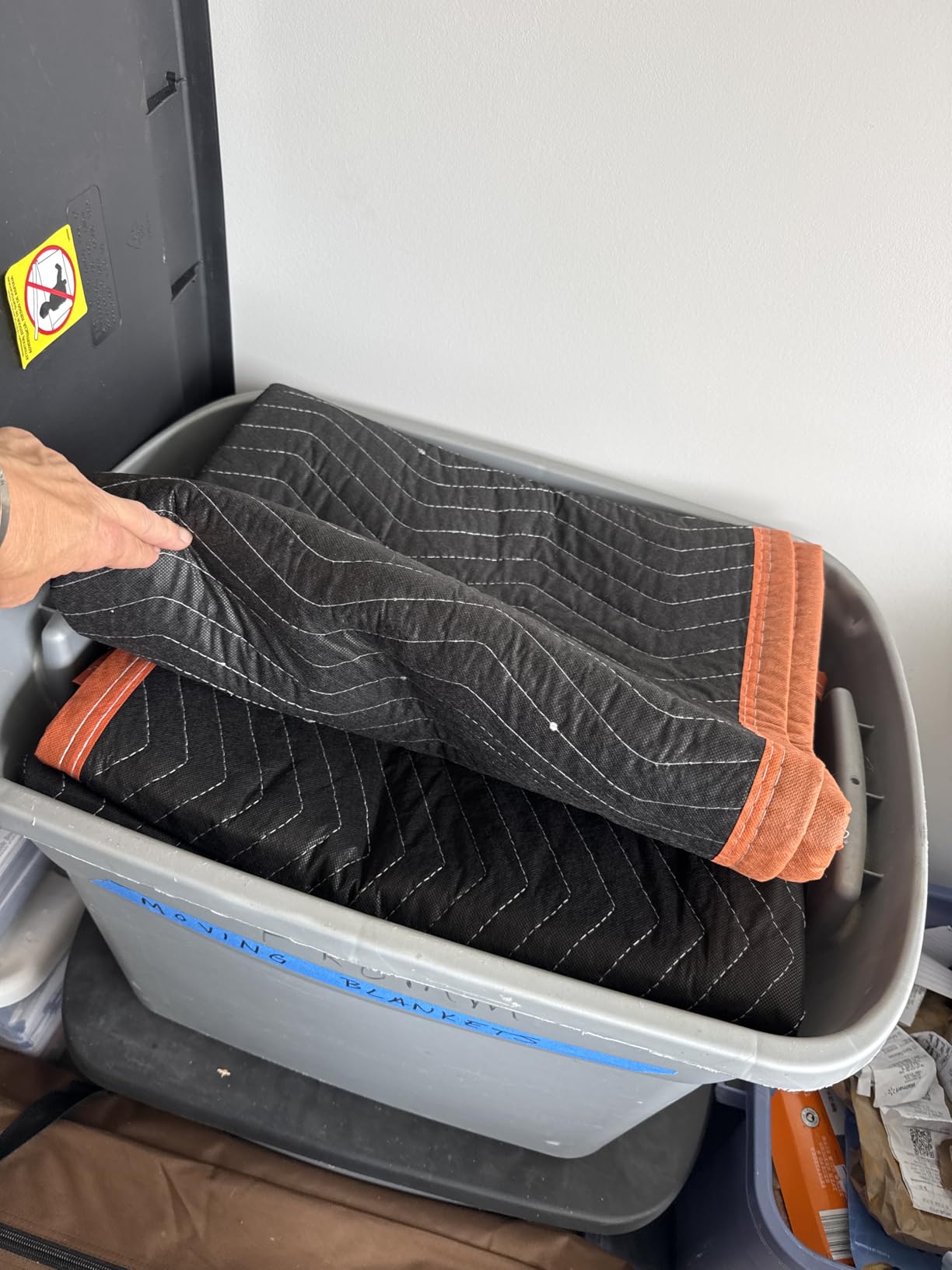 Amazon Basics Reinforced Tear-Resistant Moving Blankets, 72