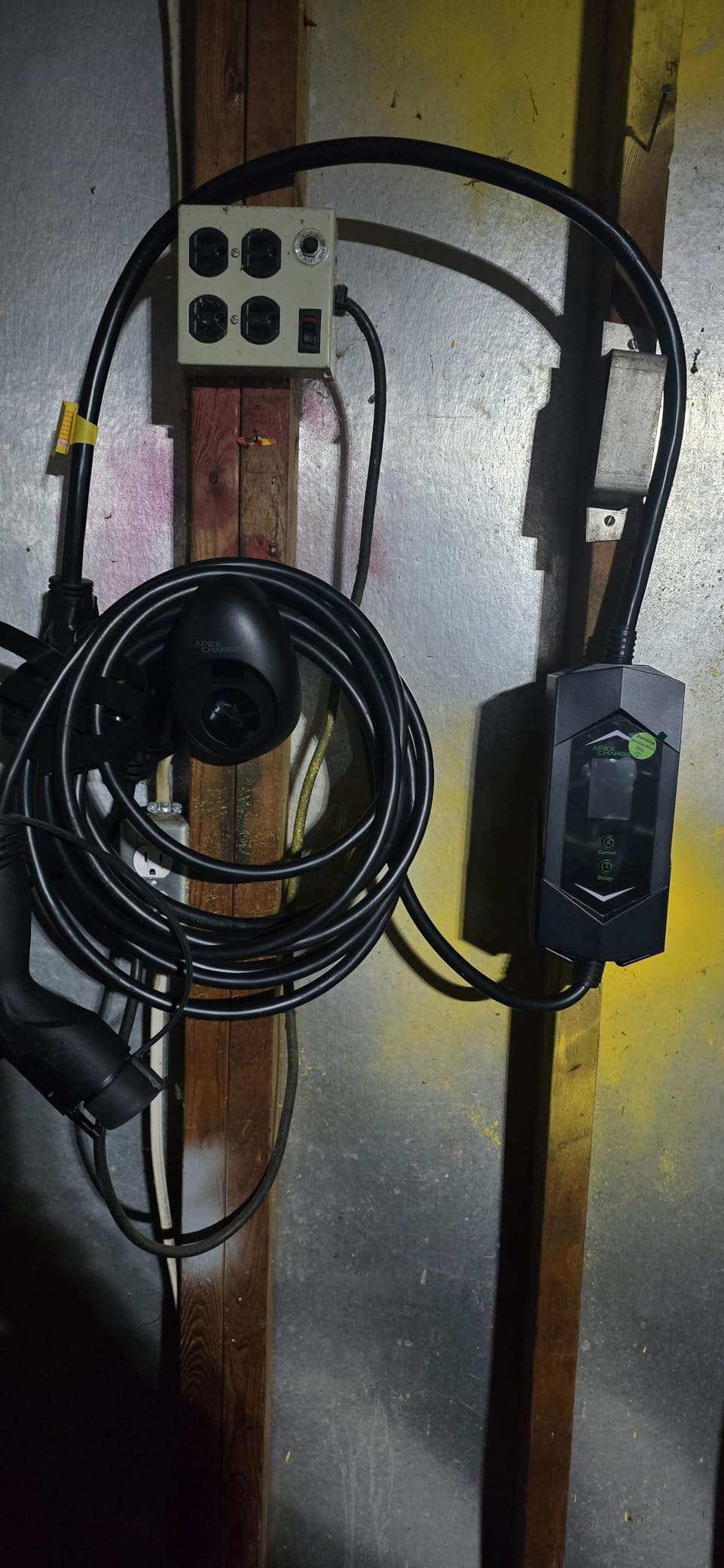 MACH 3 Fast 40 Amp Level 1&2 Portable EV Charger, Electric Vehicle Charging Station, 120-240V NEMA 14-50 w/ 5-15 Adapter. SAE J1772 car Connector & Tesla mobile NACS, Outdoor EVSE, 25ft Cable w/holder customer photo 1