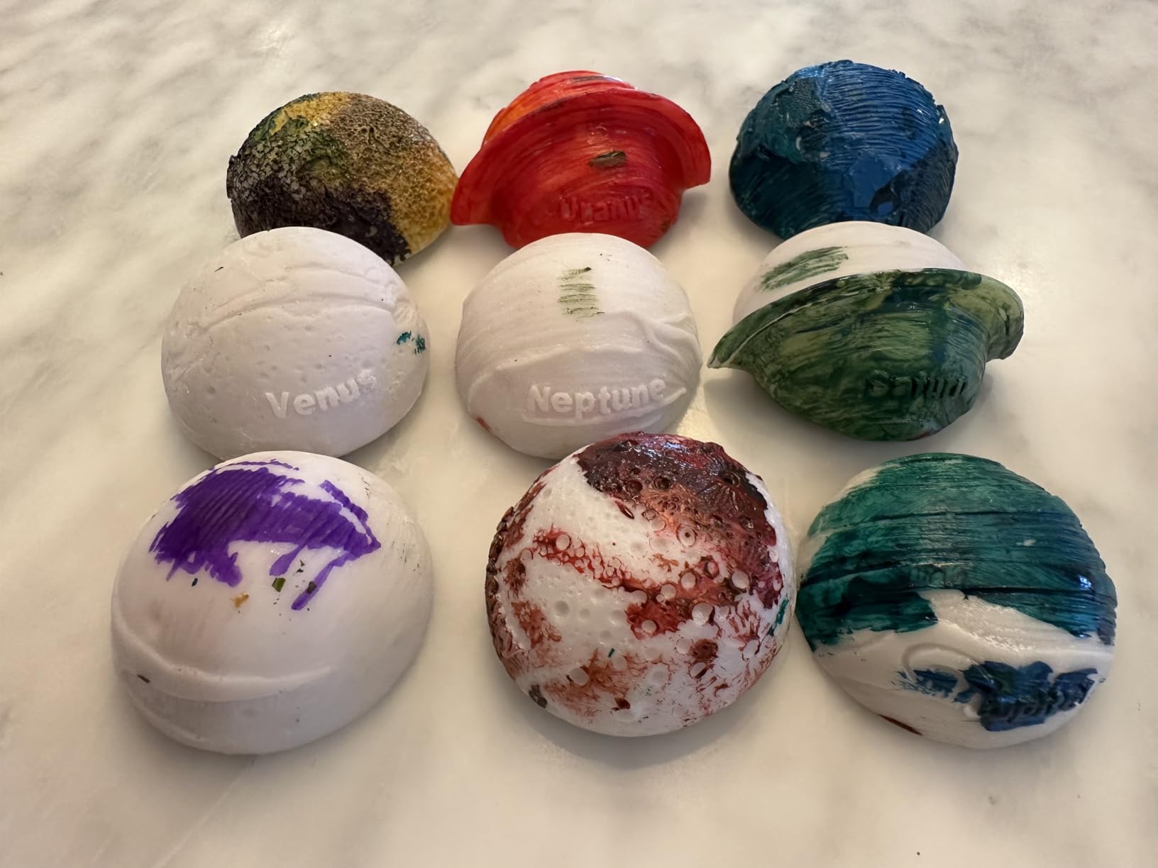 National Geographic Magnetic Solar System Art Kit for Kids with 9 Magnets | 9 Solar System Magnets, Sun and Planets, 6 Paint Colors and 2 Brushes, 3D Space Toy, Craft Project, Birthday Gift customer photo 2