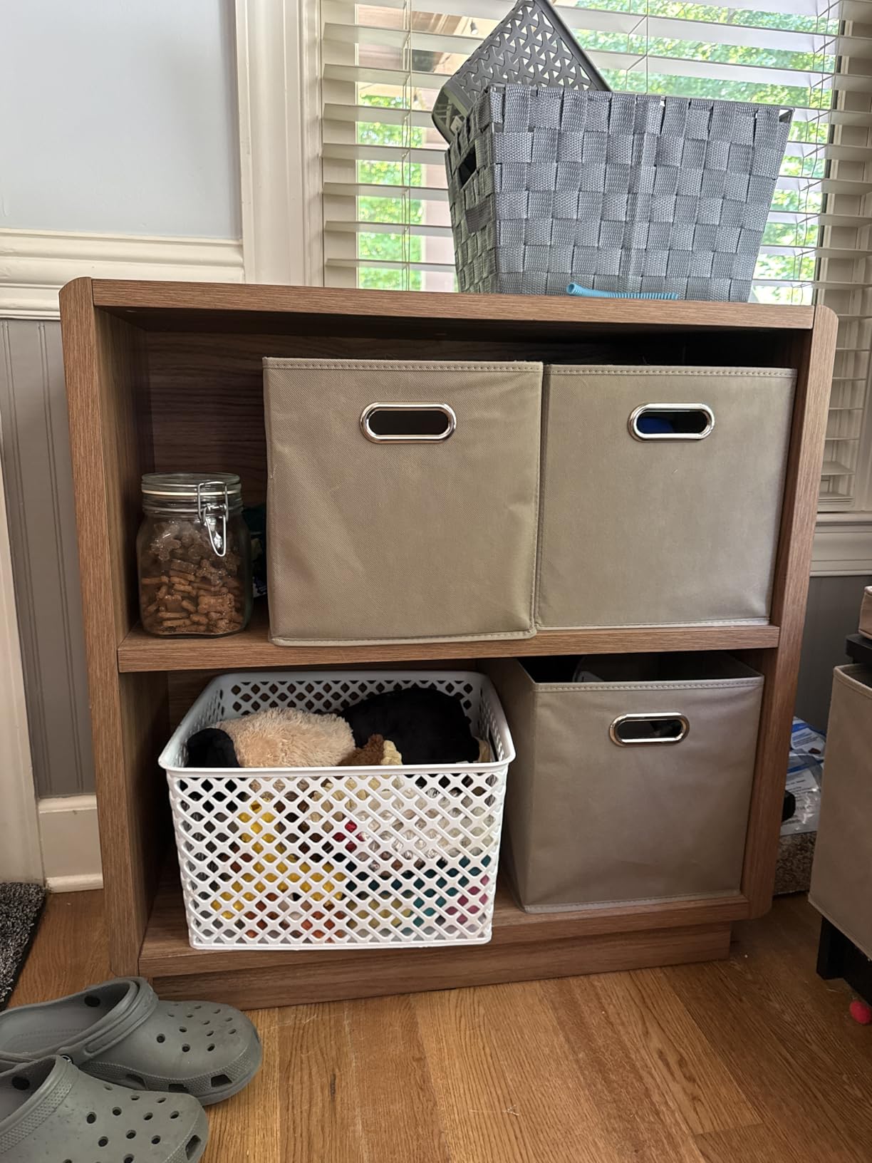 ChooChoo 6 Cube Storage Organizer, Wooden Bookcase with Storage, Cube Storage Bookshelf for Bedroom and Home Office, Brown Walnut customer photo 1