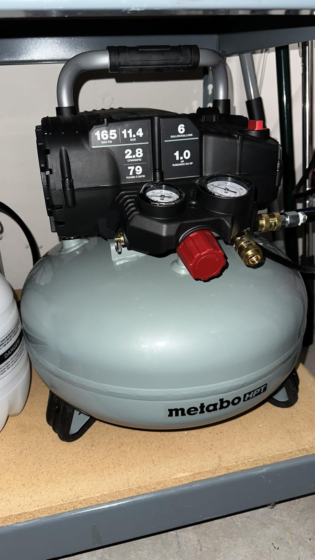Metabo HPT Pancake Air Compressor, 6-Gallon 165 PSI, Portable Air Compressor with 1.0 HP Oil-Free High Efficiency Motor, EC711S customer photo 1