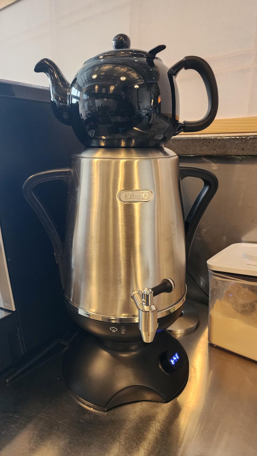 ETHNIQ - Electric Samovar | 3.2L Stainless Steel Tea Maker | Adjustable Temperature Controller | Boil Dry & Auto Shot-off | 1.2L Porcelain Teapot | Turkish, Persian, Russian Tea Kettle (Black) customer photo 1
