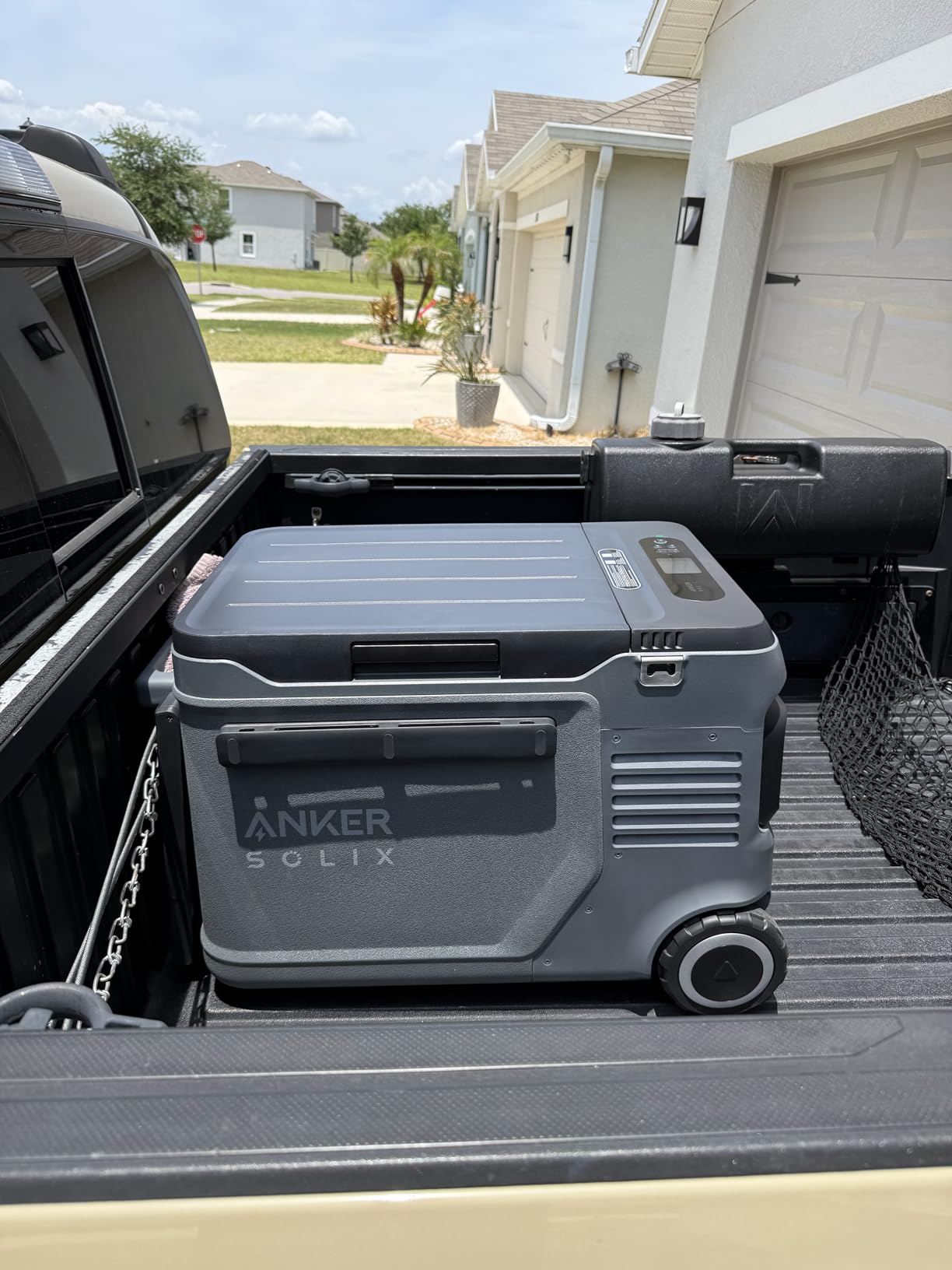 Anker SOLIX EverFrost 2 40 L Electric Cooler, 288Wh LFP Battery, AC/DC or Solar Powered, 42 qt Car Refrigerator for Outdoor Camping customer photo 2