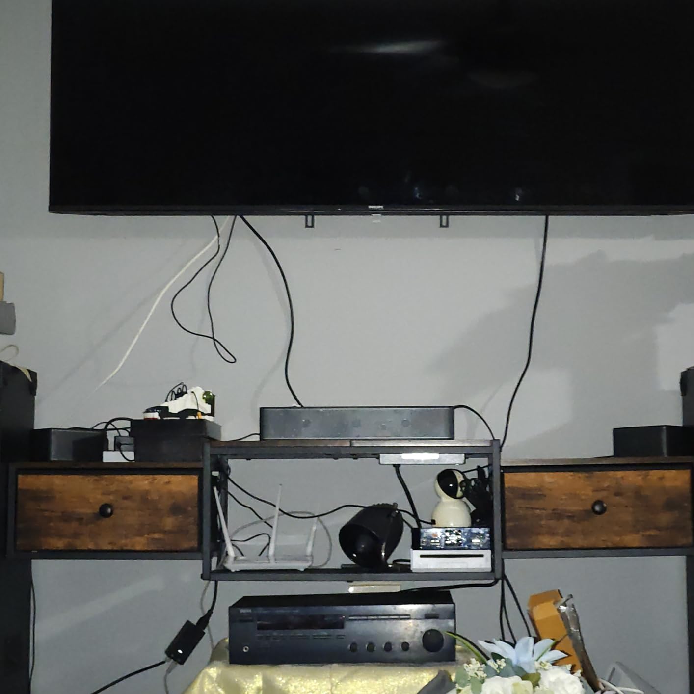 Snughome Floating TV Stand, Floating Entertainment Center for TVs up to 60