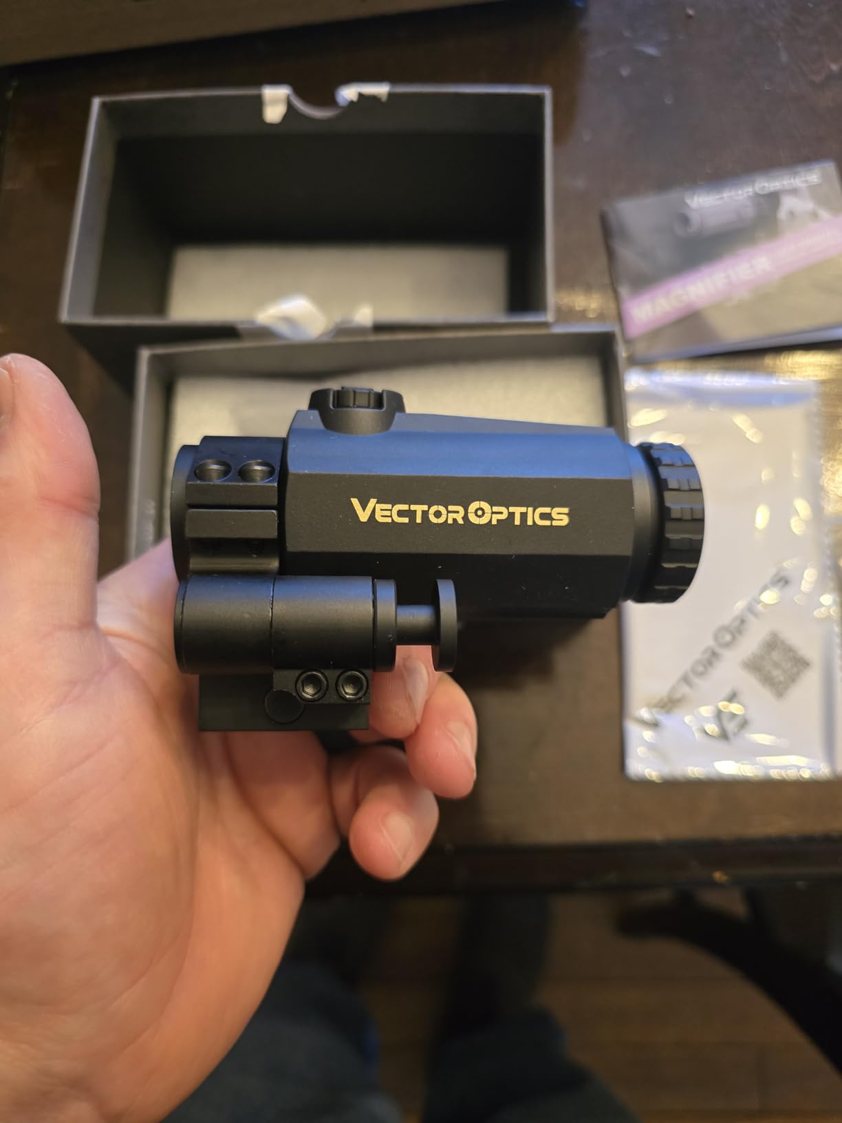 Vector Optics 3x22 Flip to Side Magnifier, Absolute 1.6 inch Co-Witness Heights, Easily Press to Flip, Lightweight, Rubber-Armed, Fit for CQB and Medium to Close-Range Tactical Shooting, SCMF-31 customer photo 1
