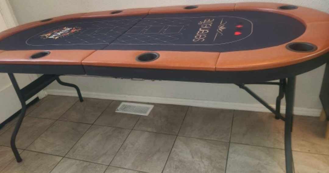 SereneLife 8 Player Foldable Poker Table, 71 inch Portable Casino Table for Texas Holden with Cushioned Rail & Cup Holders customer photo 2