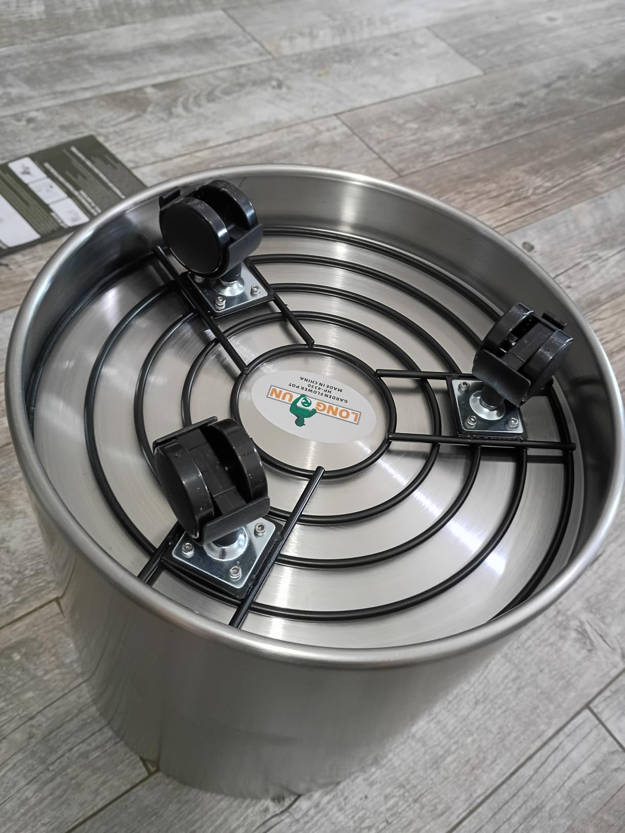 Longrun 9.8 Inch Dia Round Planter, Modern Indoor Outdoor Large Stainless Steel Plant Pot and Plant Caddy with Wheels for Home Patio Garden, Easy to Clean and Move customer photo 2