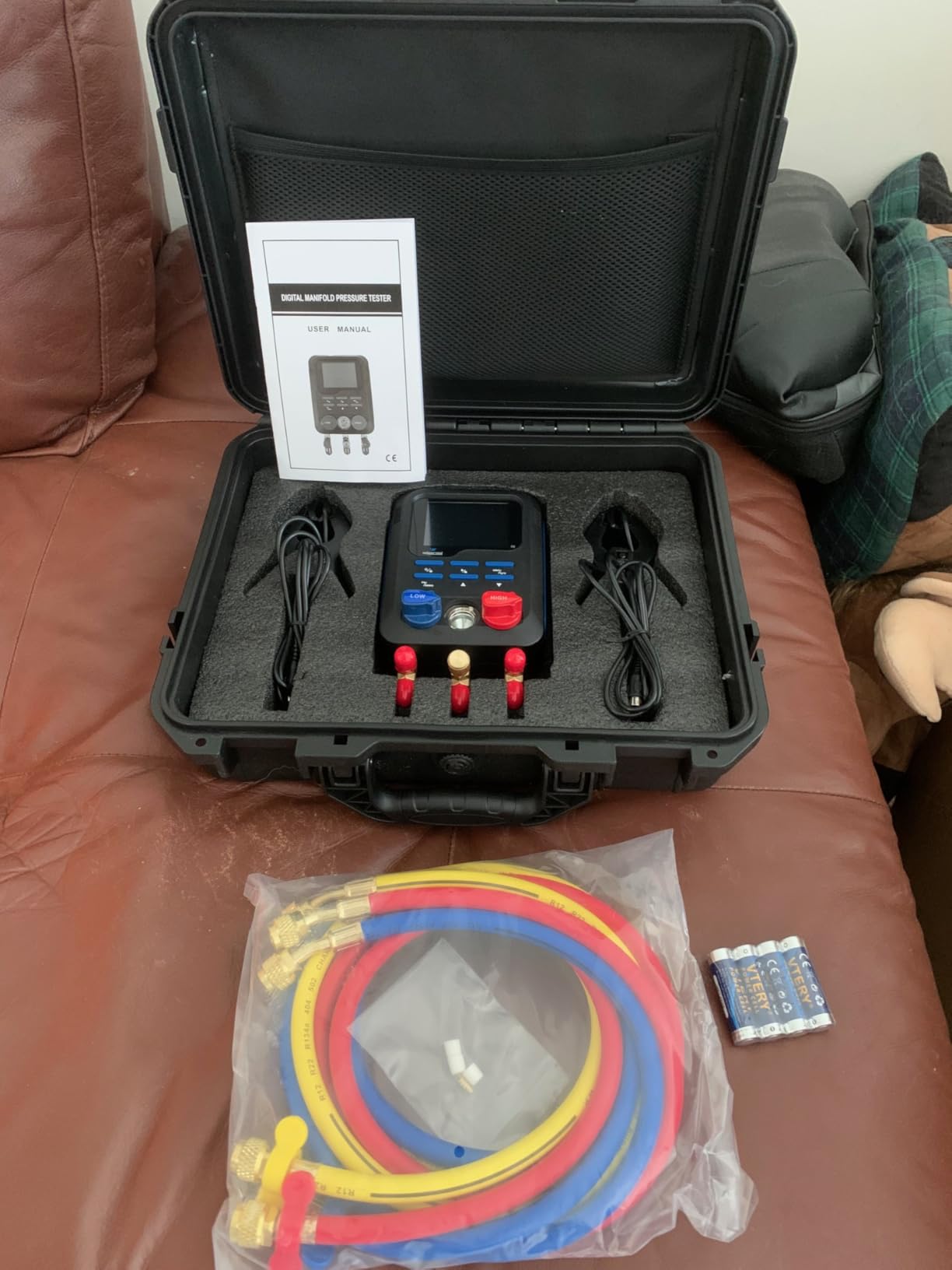 WISSCOOL Digital Manifold Gauges HVAC, R454B R134A R410A R32 AC Gauge Set customer photo 1