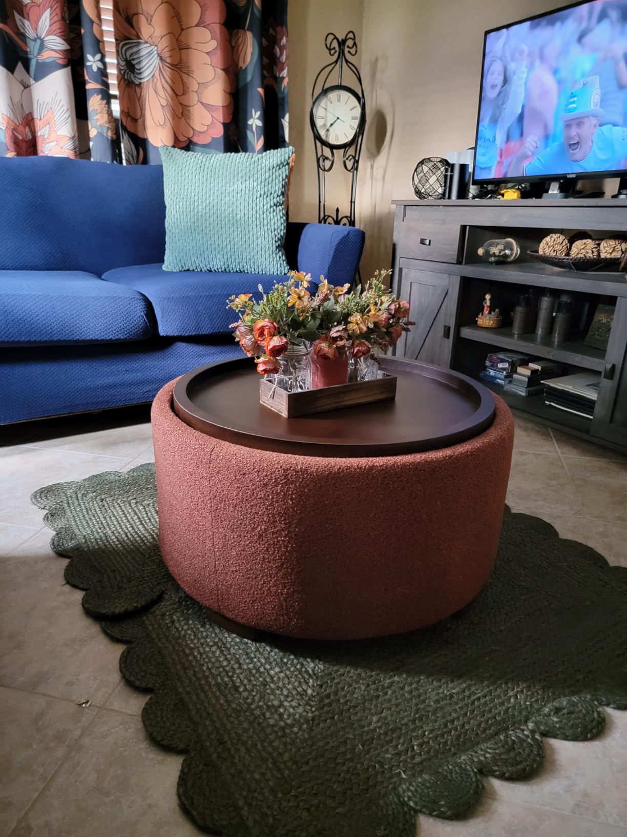 Zihanhome 30 Inch Round Storage Ottoman, Ottoman Coffee Table with Lift Off Lid, Boucle Modern Ottomans with Storage for Living Room, Bedroom, Apartments (Beige) customer photo 2
