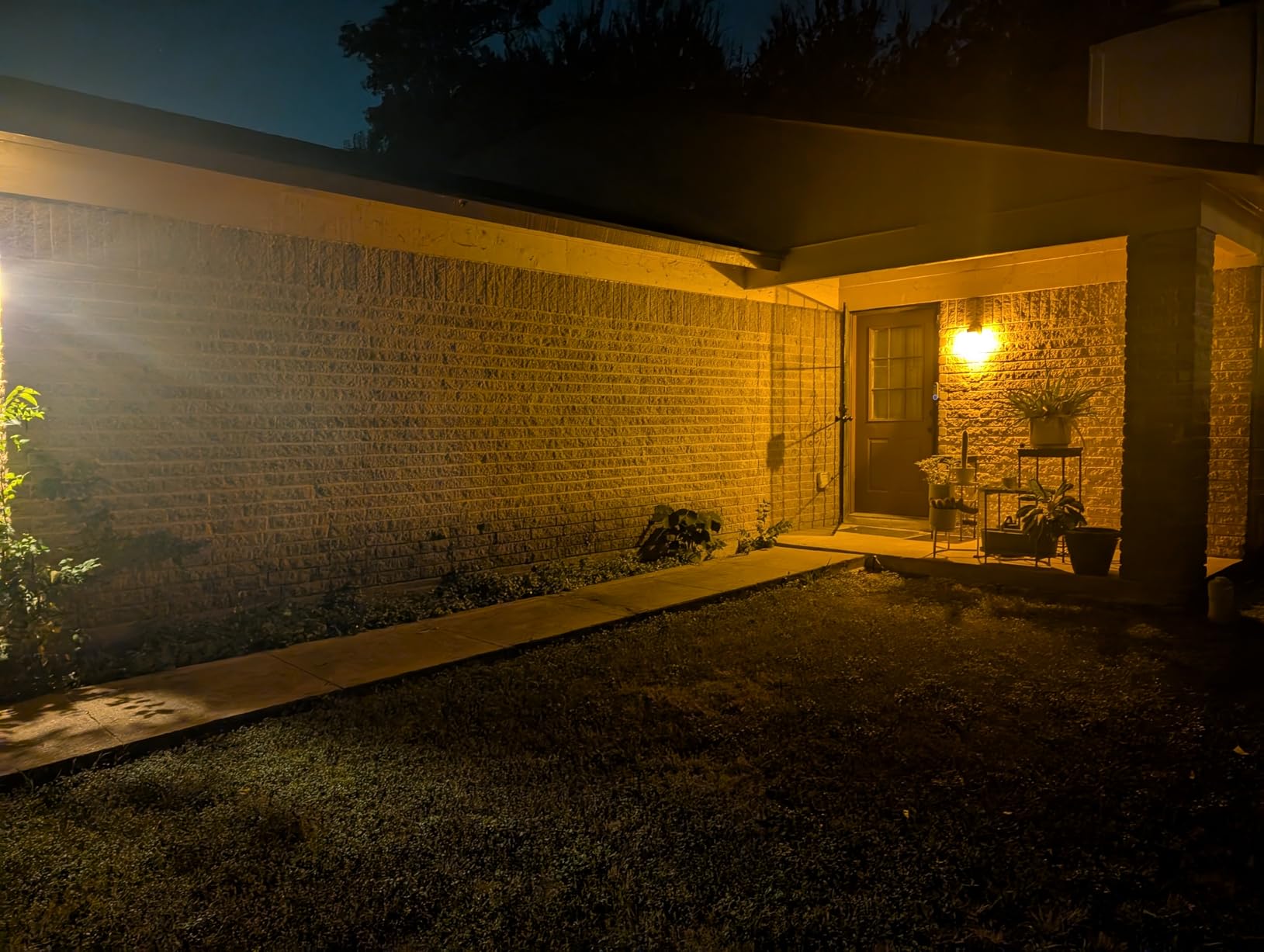 Enbrighten Eternity Landscape Lighting, 33ft, 8 Lights, Smart | RGBWIC LEDs, Waterproof, Adjustable Stakes, Up Lights for House, Link to 150ft, App Control, Works with Alexa & Google Home customer photo 2