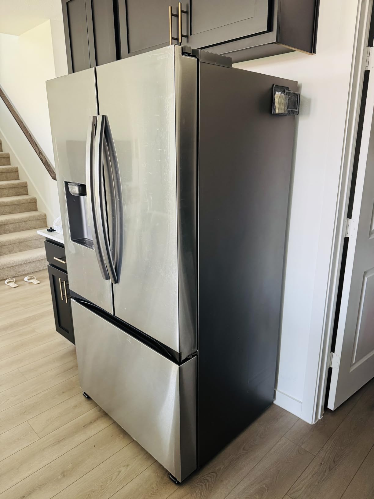 Samsung 26 cu. ft. Mega Capacity Counter Depth 3-Door French Door Refrigerator with Four Types of Ice, Stainless Steel, RF27CG5400SRAA customer photo 2