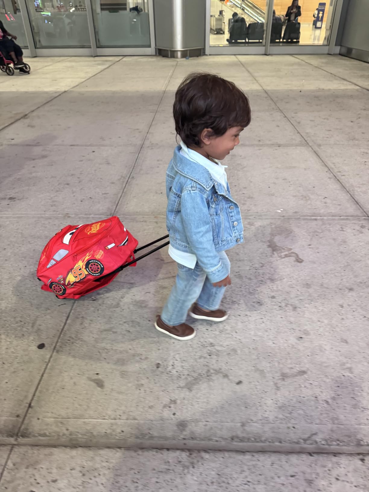 Disney Cars Lightning McQueen Carry-On Luggage with Wheels & Telescopic Handle for Kids 17