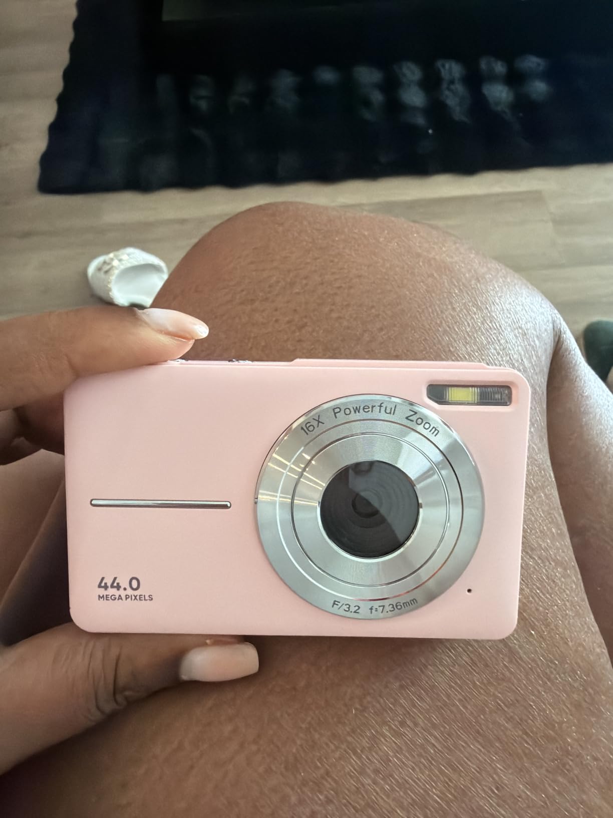 Digital Camera, FHD 1080P Point and Shoot Camera with 16X Zoom Anti Shake 32GB Card, Compact Small Video Camera Gift for Kids Teens Starter Boys Girls(Deep Black) customer photo 1
