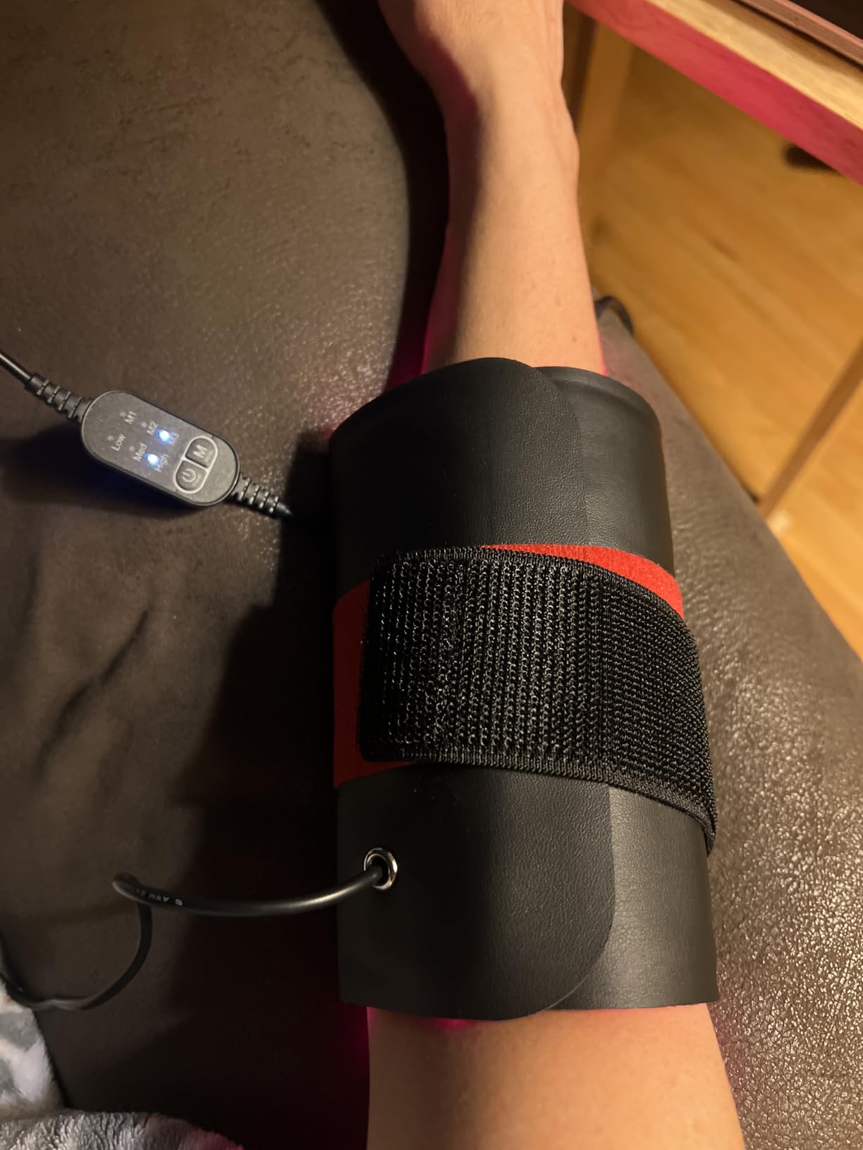 Comfytemp Red Light Pad for Body, 14.4'' x 6.1'', 660nm & Invisible 850nm | Flexible Near Infrared Light Wrap with Timer, Wearable Light Pad for Back Knee Belly Joint Muscle, Home Office Use, Corded customer photo 2