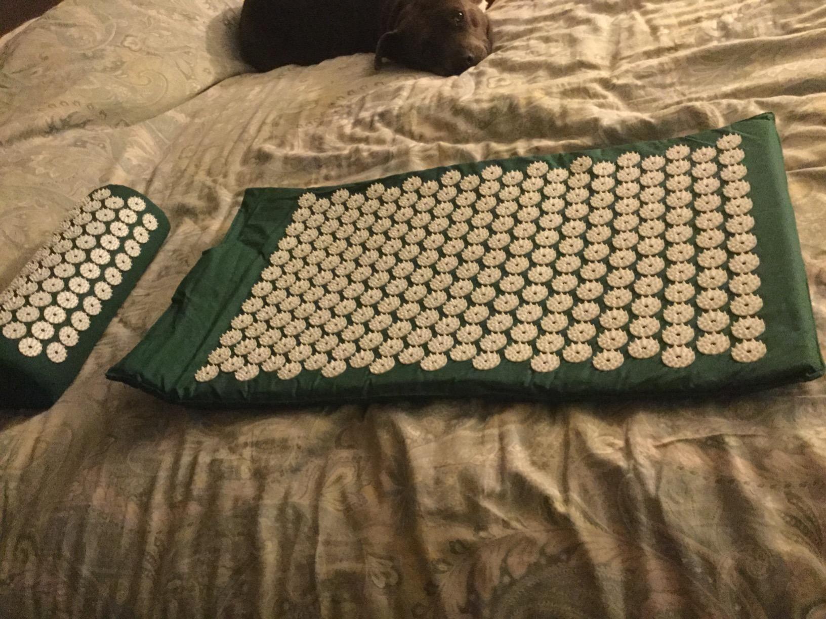 Sivan Acupressure Mat & Pillow Set for Back & Neck (XL, Orange/White) customer photo 1