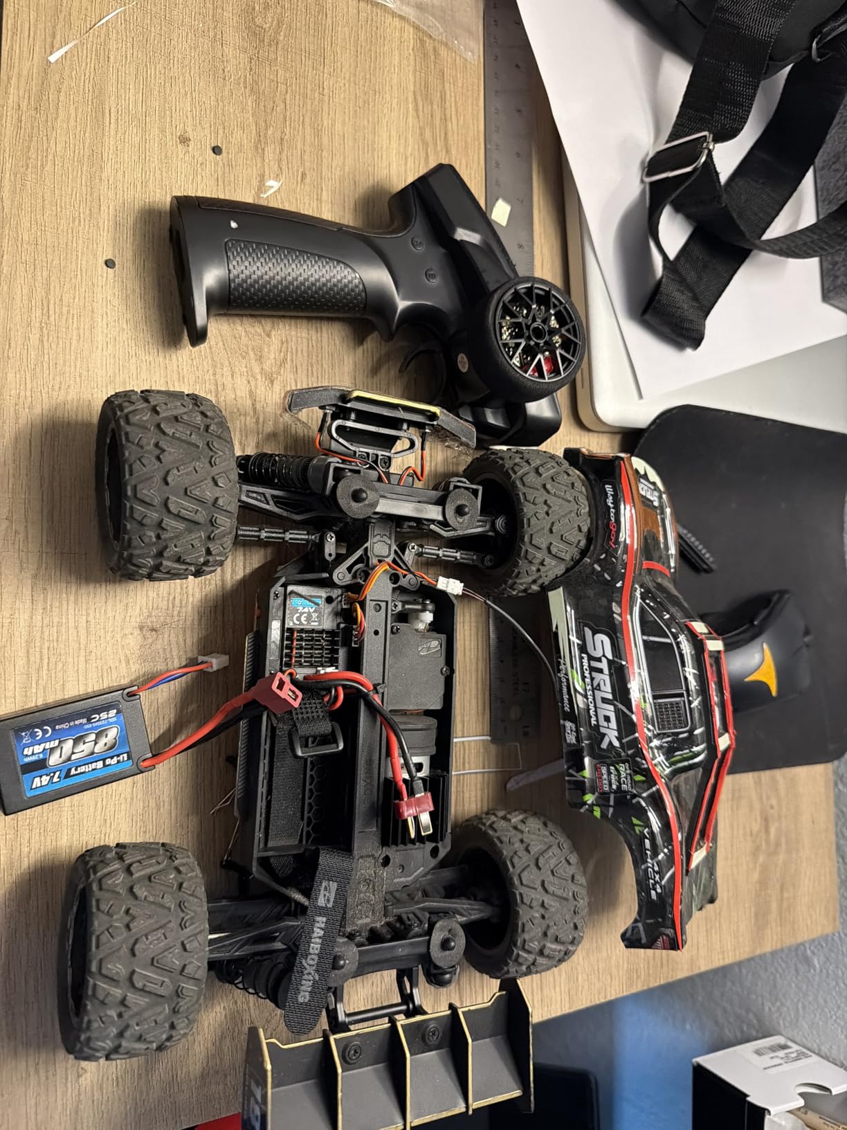 HAIBOXING 18872 1:18 RC Car, Remote Control Truck 4WD Off-Road Dune Buggy | 2.4GHz RC Truck 36km/h Speed Splash Waterproof Electronics 4X4 Truck, Dual Li-Po Batteries Hobby Gifts Toys for Kids, Adults customer photo 2