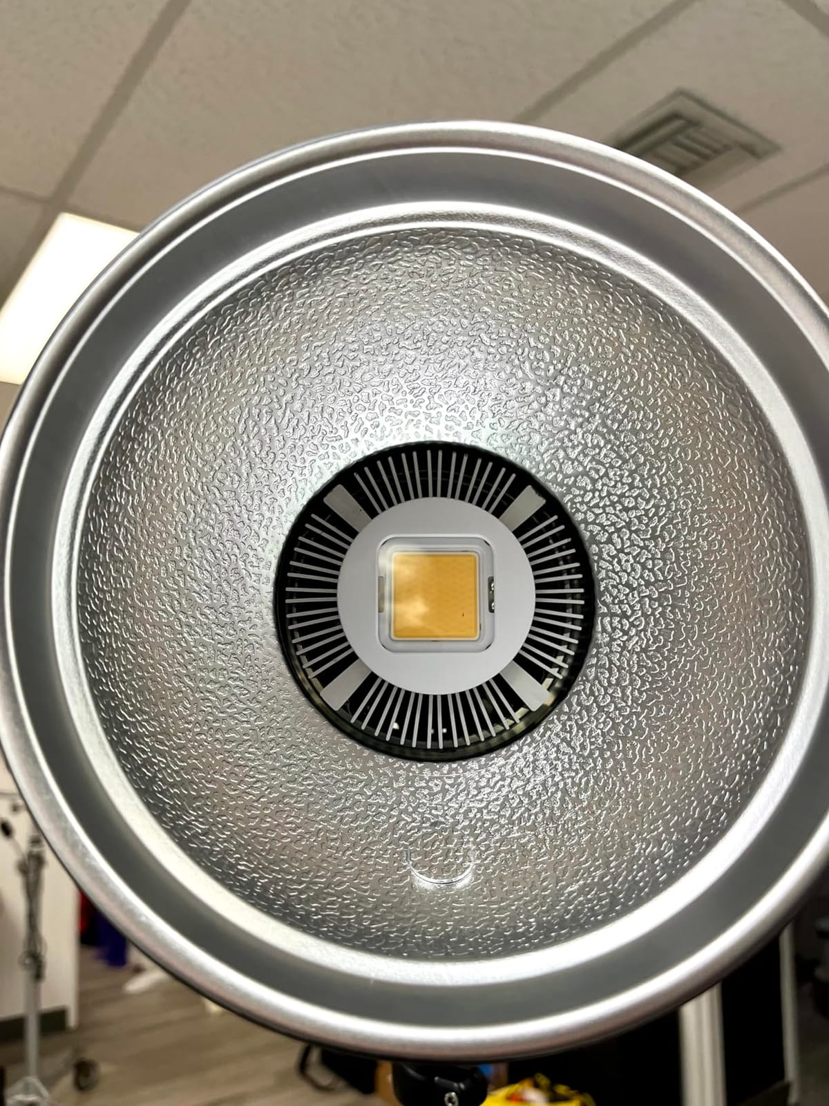 Godox SL60W LED Video Light, 60W 5600K Daylight LED Continuous Light SL-60W, Powerful Studio Bright Light with Bowens Mount 10-100% Brightness for Video Recording Wedding customer photo 1