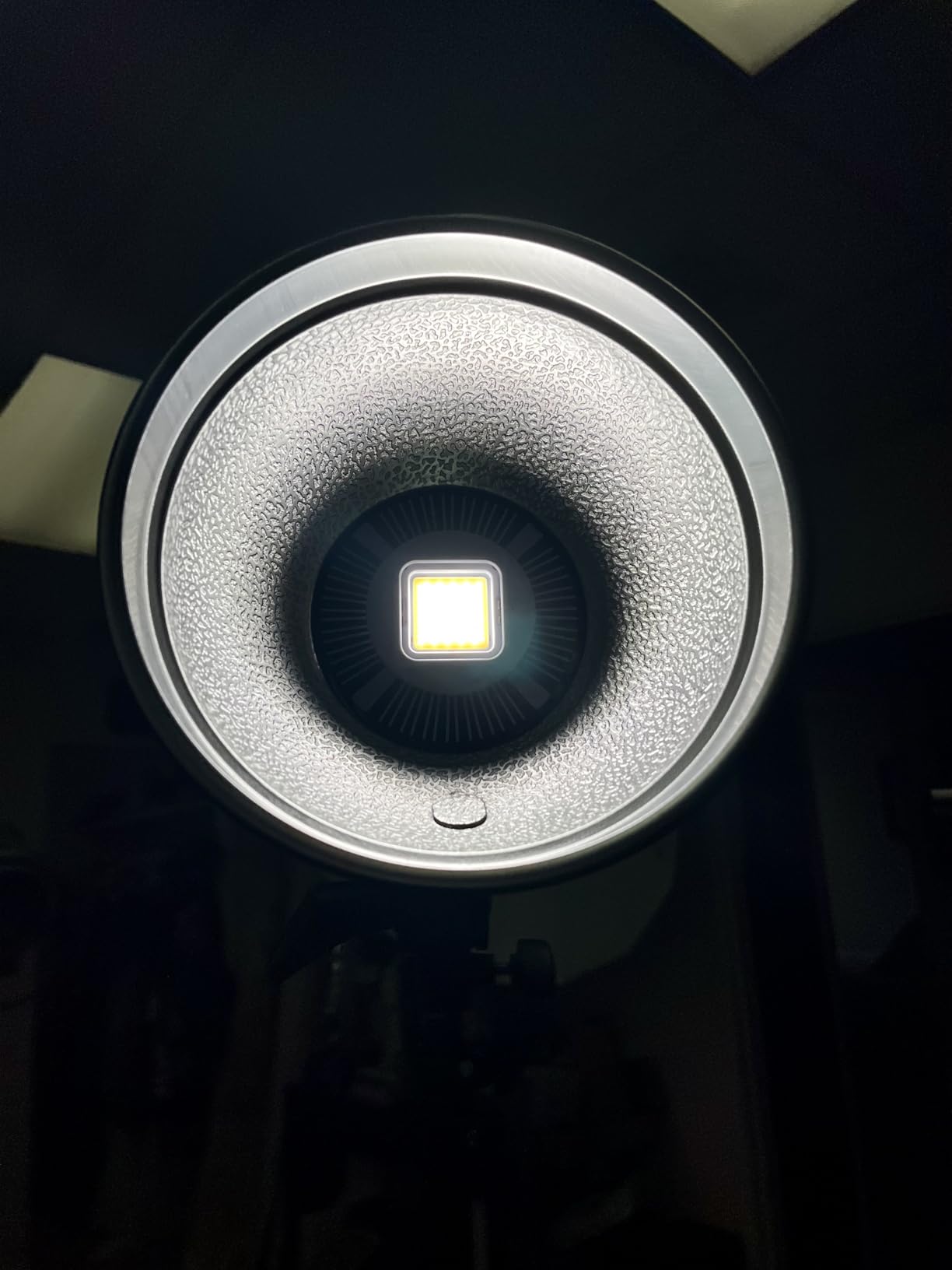 Godox SL60W LED Video Light, 60W 5600K Daylight LED Continuous Light SL-60W, Powerful Studio Bright Light with Bowens Mount 10-100% Brightness for Video Recording Wedding customer photo 2