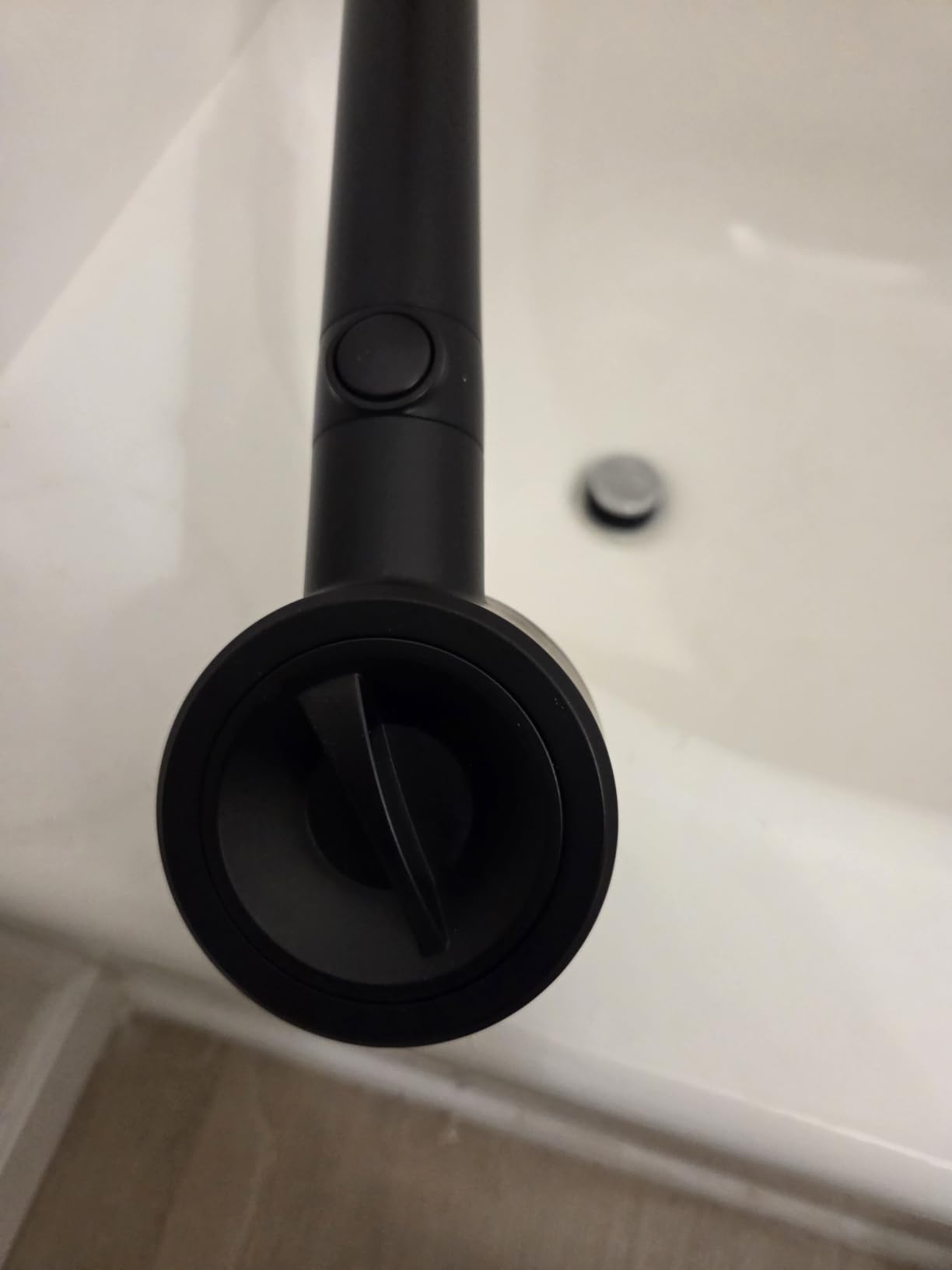 FEELSO Filtered Shower Head with Handheld, High Pressure Shower Filter Head | ON/OFF Switch, Anti-clog Nozzles, 4 Spray Showerhead with Filters for Hard Water, Remove Chlorine, Reduce Dry Itchy Skin customer photo 2