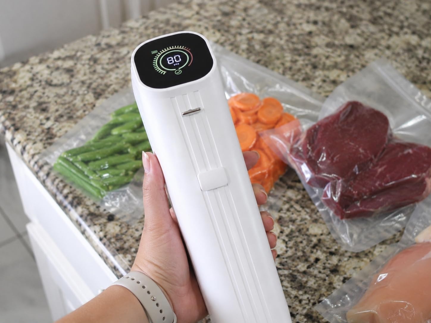 Compact Vacuum Sealer for Food (Vacuum Sealer Machine + 30 Reusable Vacuum Bags) Powerful Handheld Vacuum Sealer Machine, Featuring LED Pressure Display, Portable Food Sealer customer photo 2