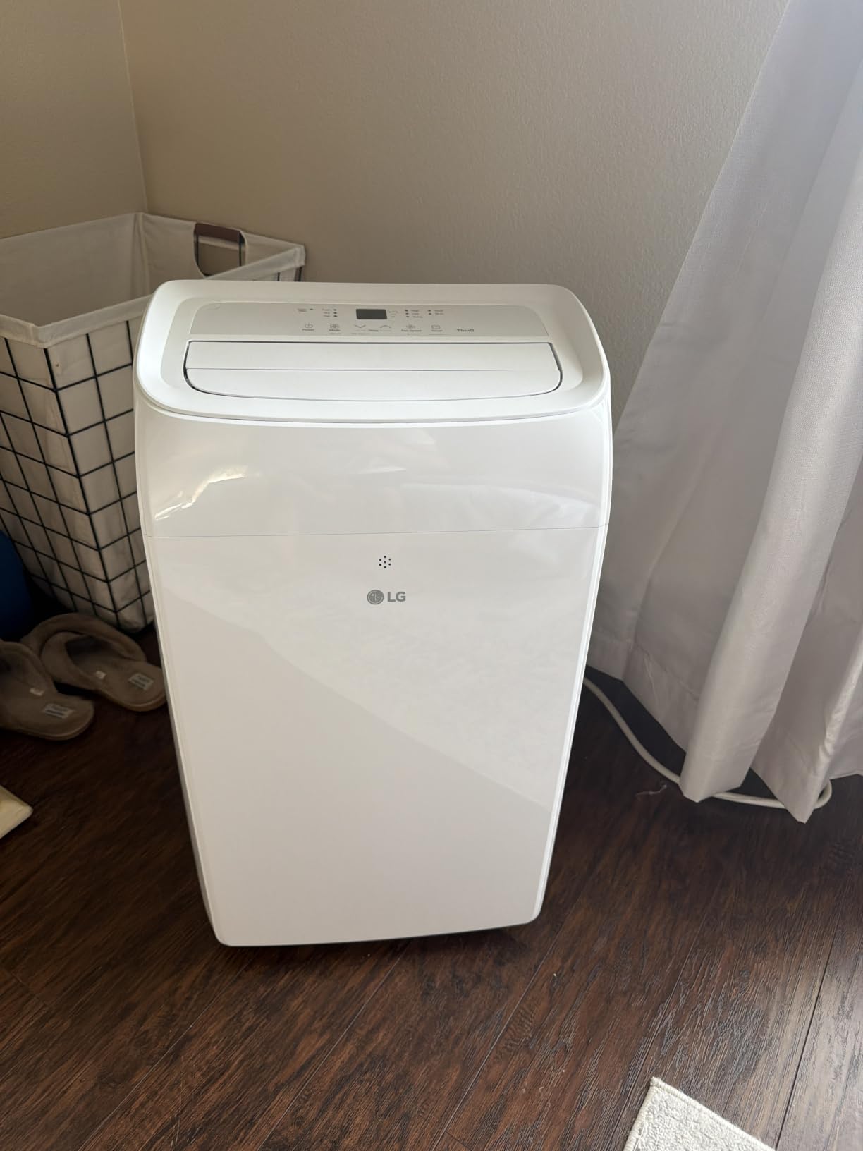 LG 8,350 BTU (DOE) / 12,000 BTU (ASHRAE) Smart Portable Air Conditioner, Cools 350 Sq.Ft. (14' x 25' room size), Smartphone & Voice Control works with LG ThinQ, Amazon Alexa and Hey Google, 115V customer photo 1