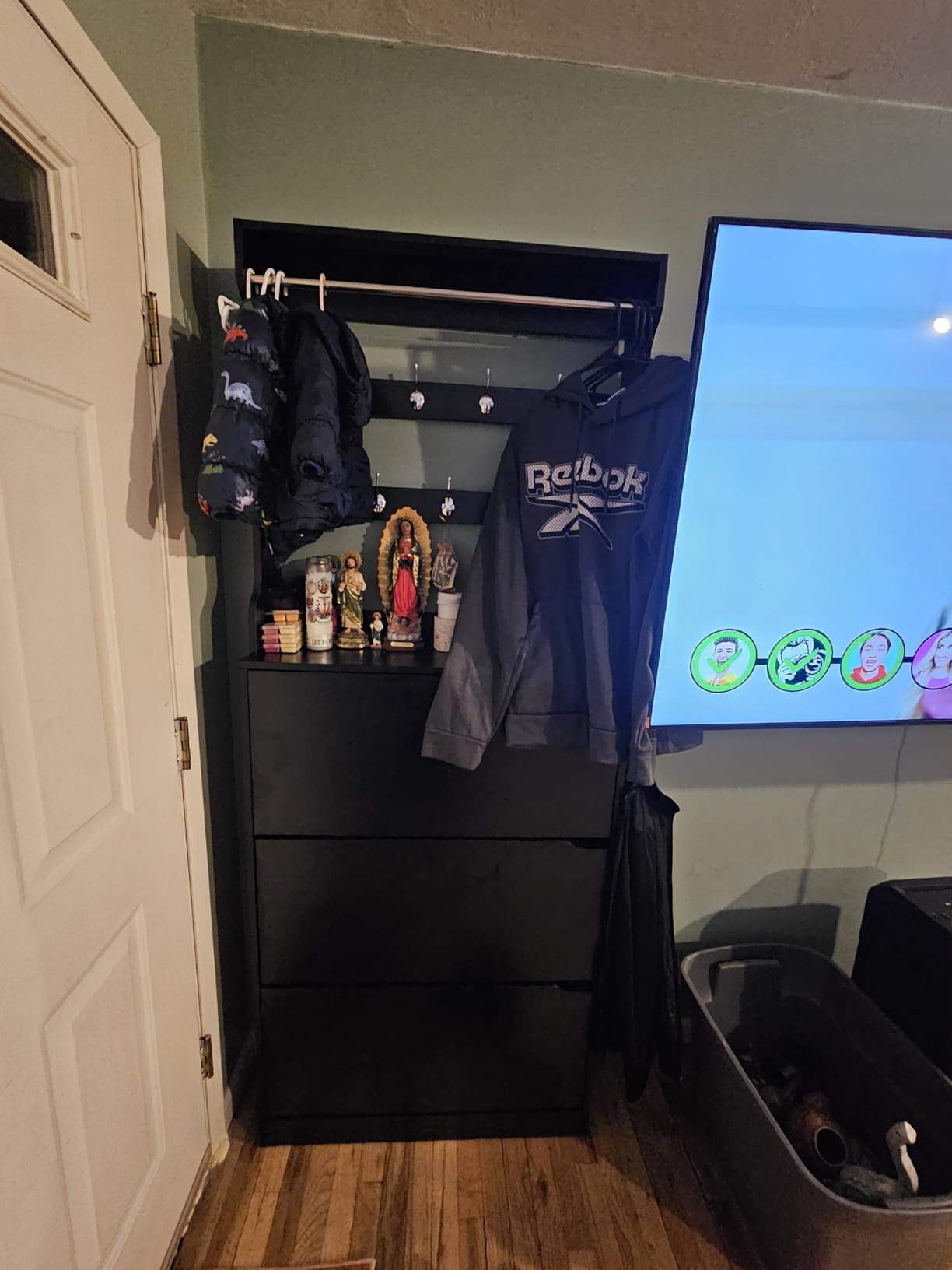 Wodeer Tall Shoe Cabinet with Coat Rack, Hidden Shoe Storage Cabinet with Doors & Drawer, Hanging Bar & Hooks, Slim Narrow Freestanding Shoe Rack Organizer for Entryway, Hallway & Living Room, White customer photo 2