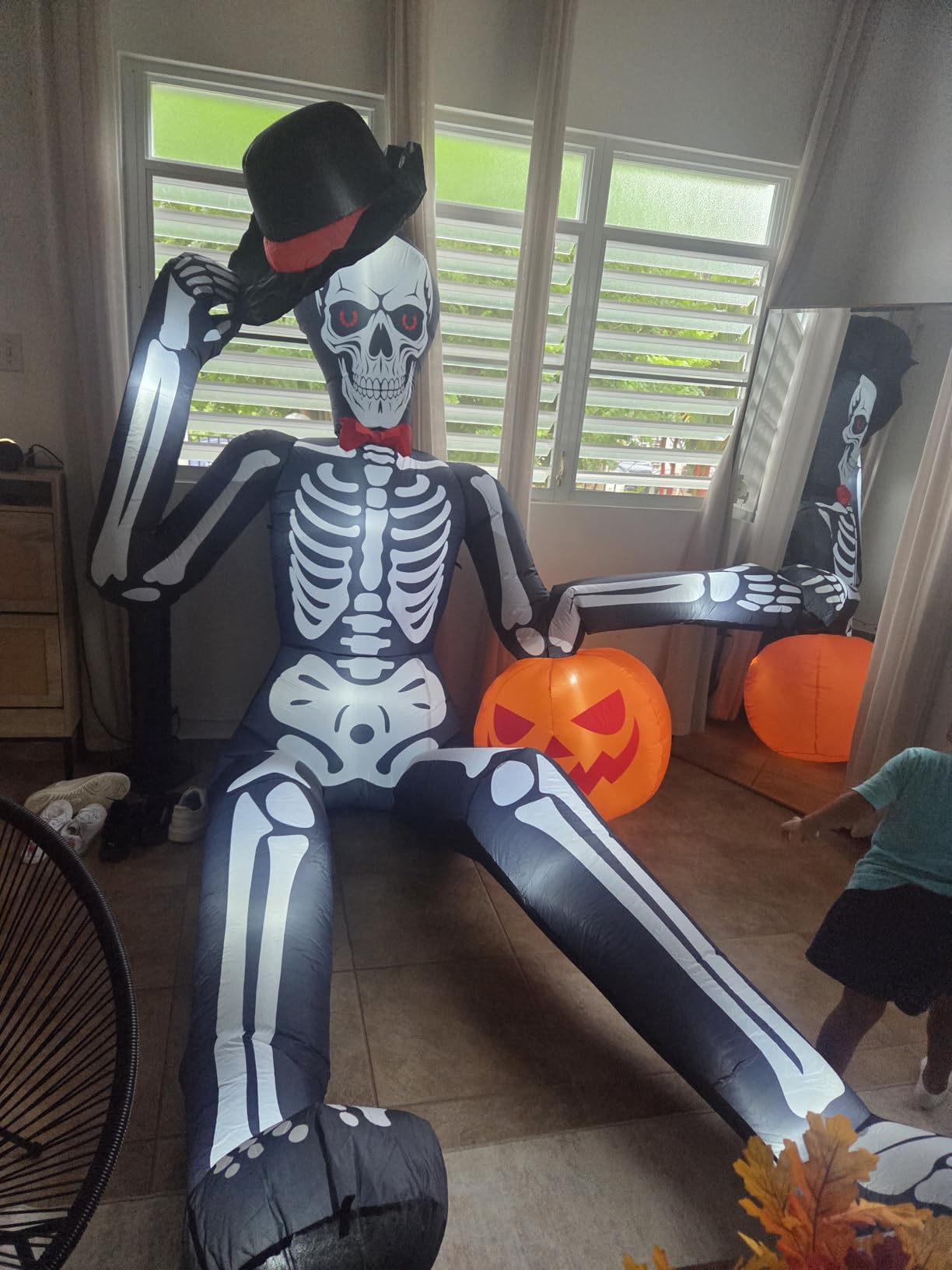 12FT Halloween Inflatables Outdoor Decorations, Giant Sitting Inflatable Skeleton Halloween Blow Ups Yard Decor Built-in LEDs, Scary Skeleton Inflatables for Lawn, Roof, Balcony, Garden customer photo 1