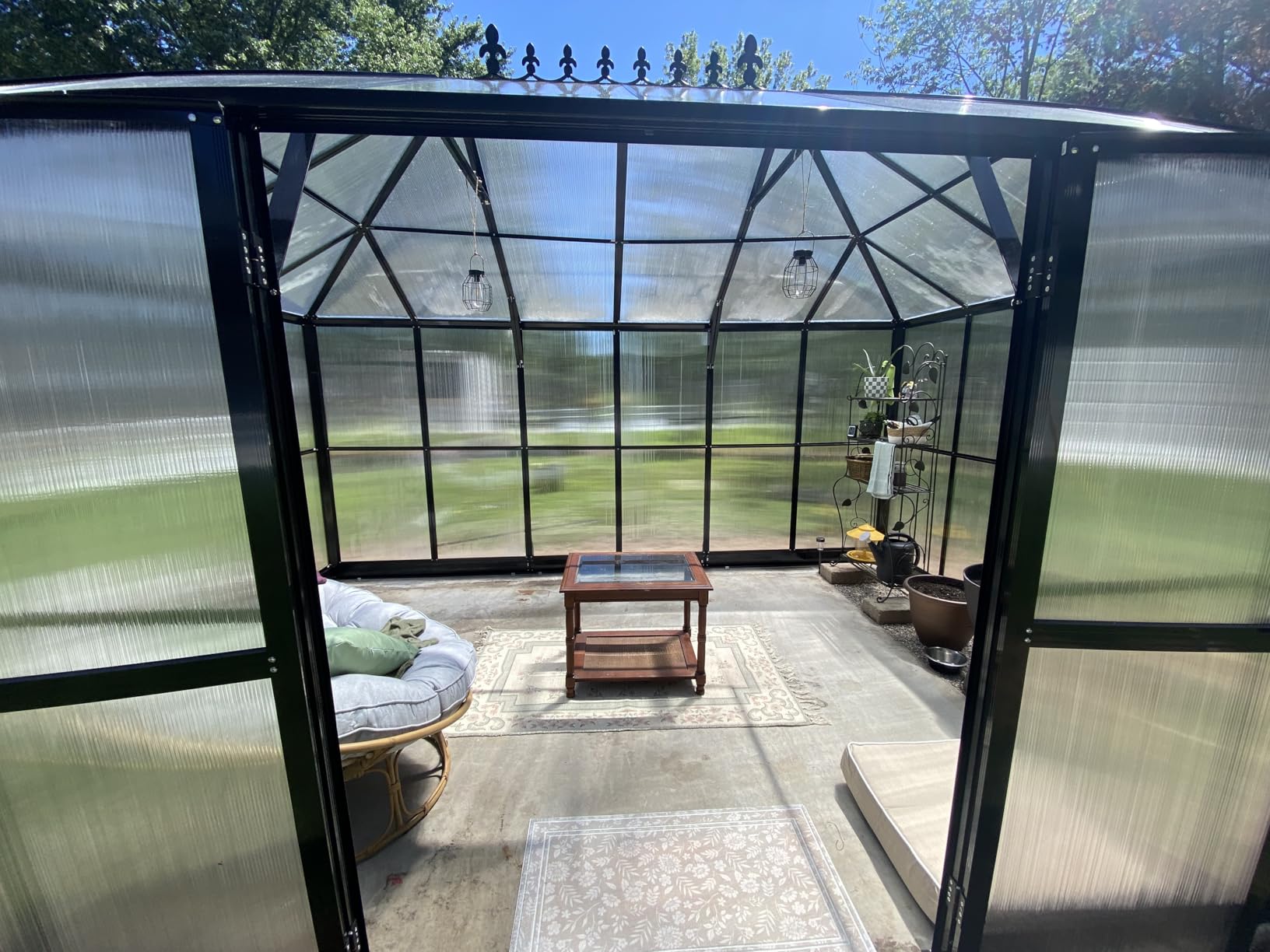 HOWE 16x12x9.5 FT Polycarbonate Greenhouse for Outdoors, Pavilion Style | Aluminum Greenhouse with 4 Vents & Lockable Double Doors, 6 FT Wall Height, Walk-in Sunroom, Ideal for Garden & Patio Use customer photo 2