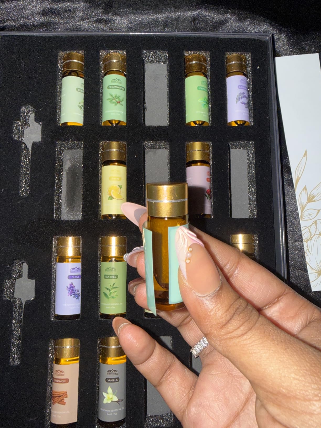 Pure Essential Oils for Diffuser for Home & Hotel, 80PCs x 5ML (0.17oz) | Fragrance Oils for Candle and Soap Making, 80 Scents - Peppermint, Lavender, Eucalyptus, Tea Tree, Rose, Clove and More customer photo 2