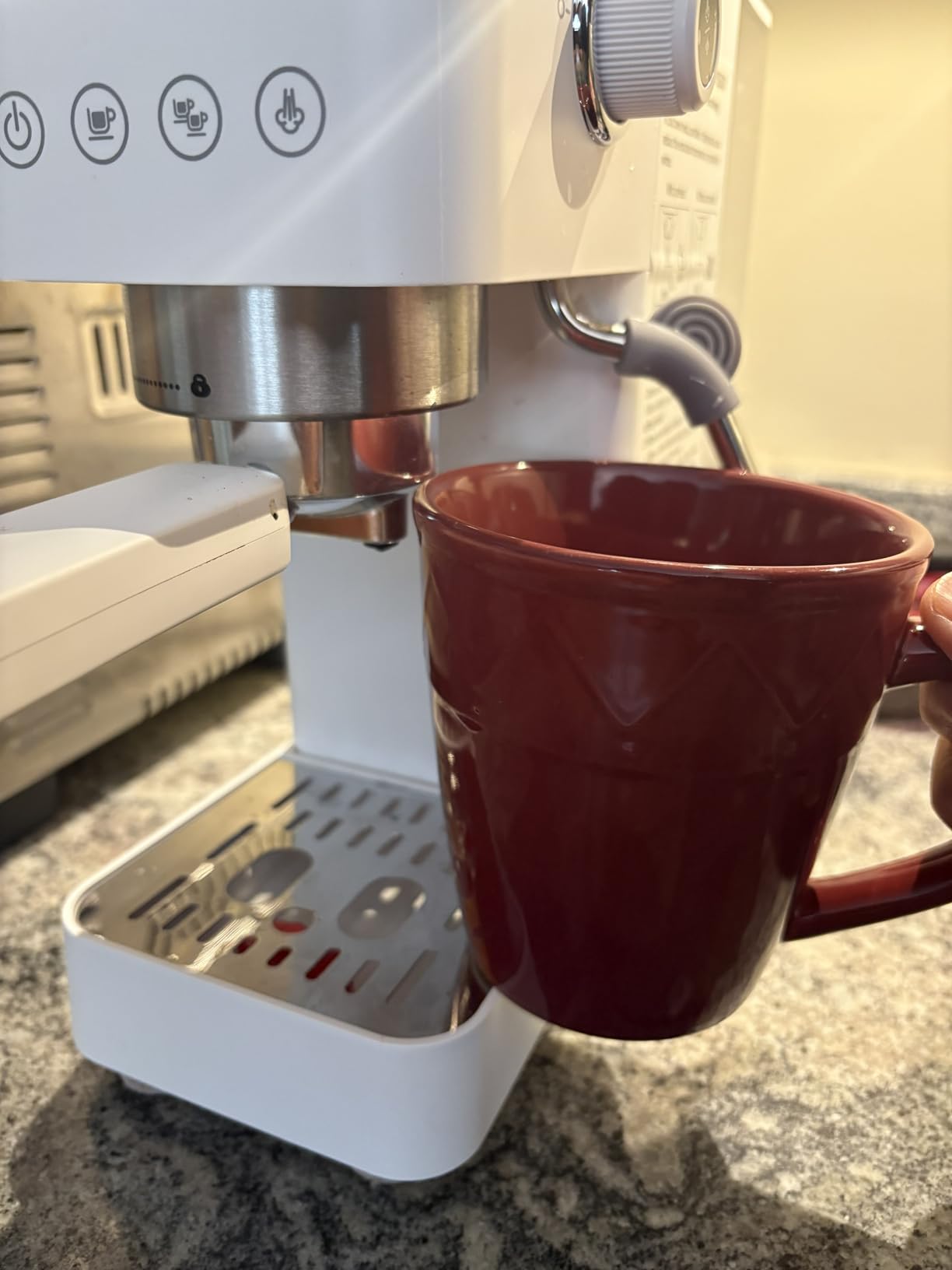 AMZCHEF Compact Espresso Machine 20 Bar, Americano, Latte & Cappuccino | Easy One-Touch Brewing, 30s Heat-Up, Stable PID Control, Easy Milk Frothing, Compact Design, 50oz Tank, White customer photo 2