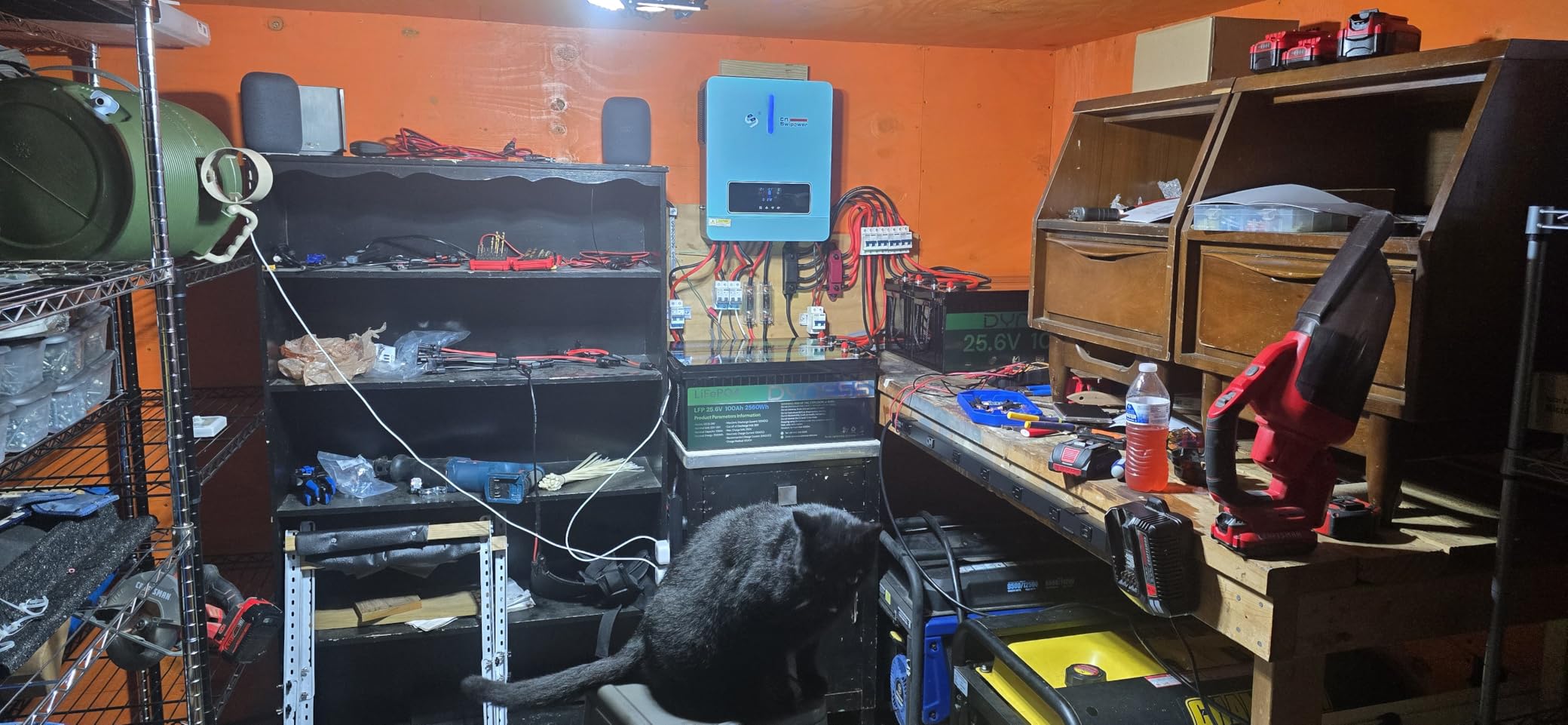 Dyness 24V 100Ah LiFePO4 Lithium Battery Deep Cycle for Marine, RV, Solar | 2560Wh Capacity, Smart 100A BMS, 4000+ Deep Cycles, 10-Year Lifetime, 4P2S Connection up to 20.48kWh customer photo 1