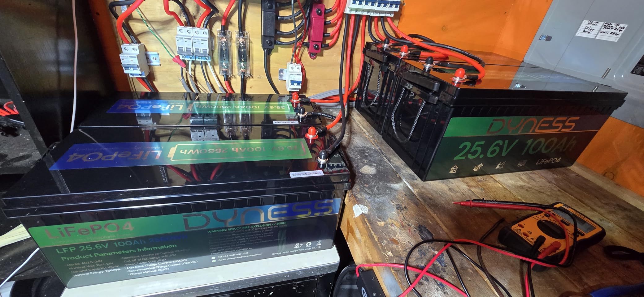 Dyness 24V 100Ah LiFePO4 Lithium Battery Deep Cycle for Marine, RV, Solar | 2560Wh Capacity, Smart 100A BMS, 4000+ Deep Cycles, 10-Year Lifetime, 4P2S Connection up to 20.48kWh customer photo 2