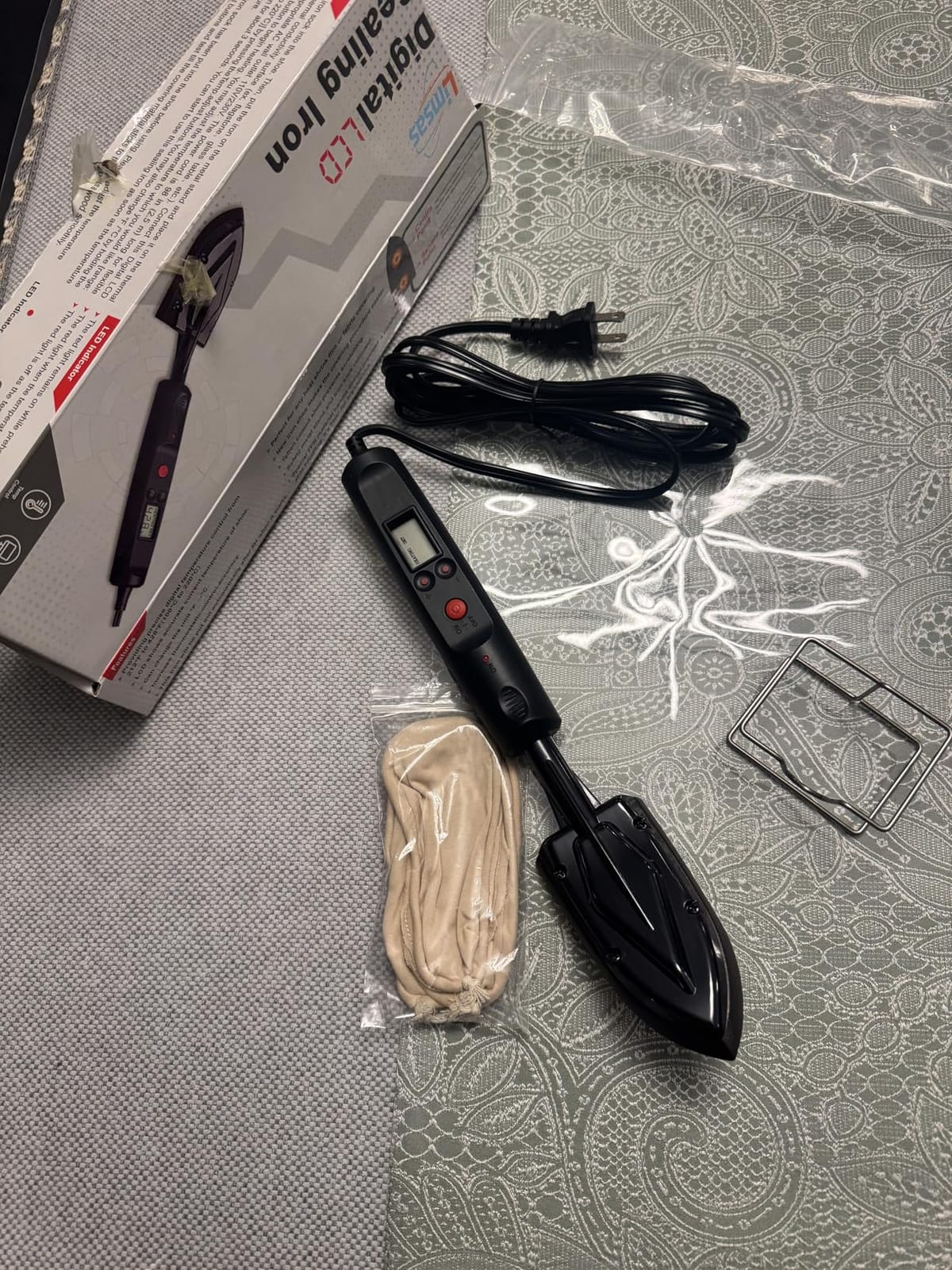 Edge Banding Iron with LCD Display, Adjustable 212-428F (100-220C), Metal Stand, 98 in Power Cord, 3 Replaceable Socks, Precision Control Sealing Iron for Furniture Edges & Models customer photo 2