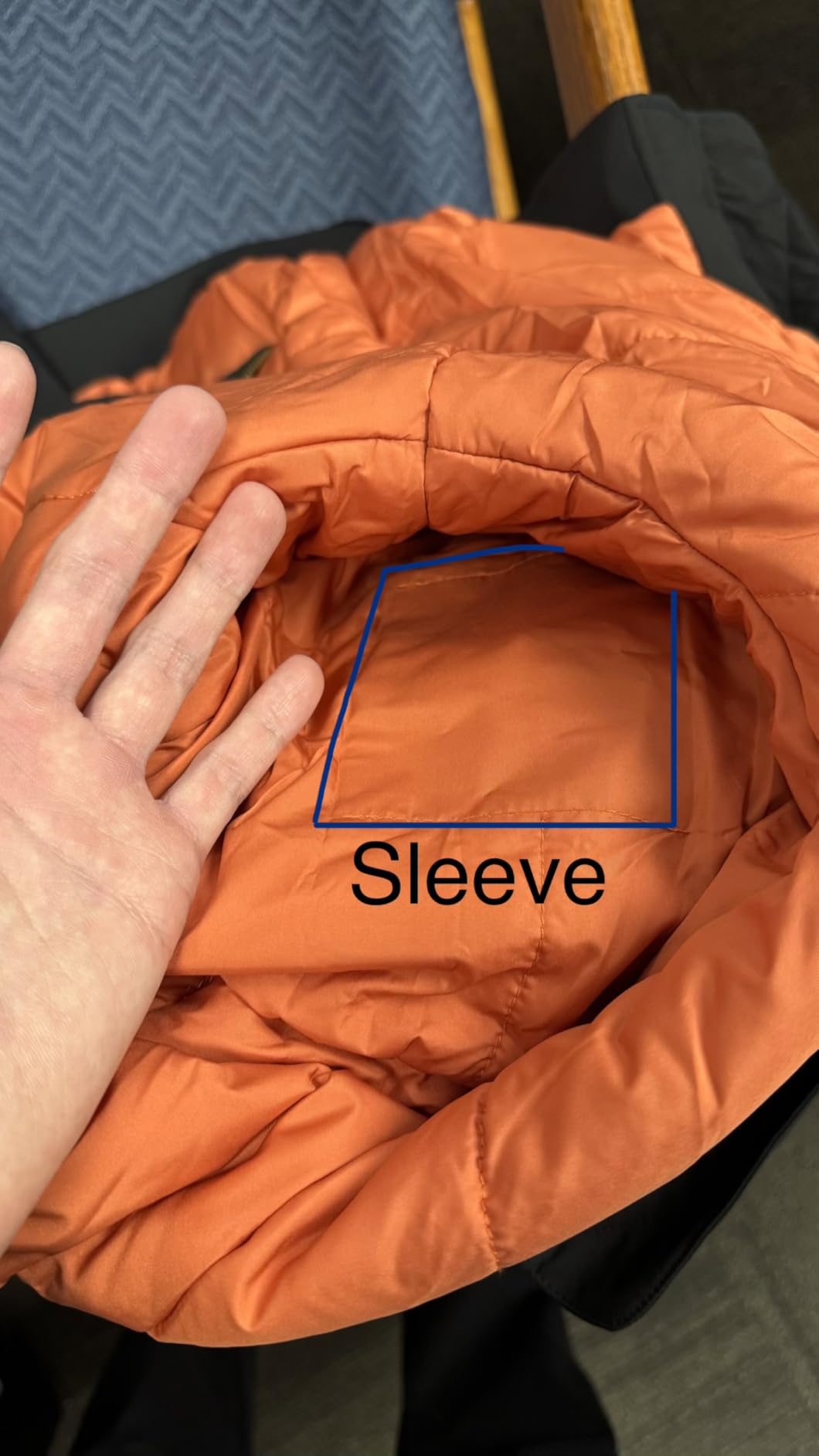 Wulcea Graphene Heated Jacket for Men 12V Fast Charge 18400mAh Large Capacity customer photo 1